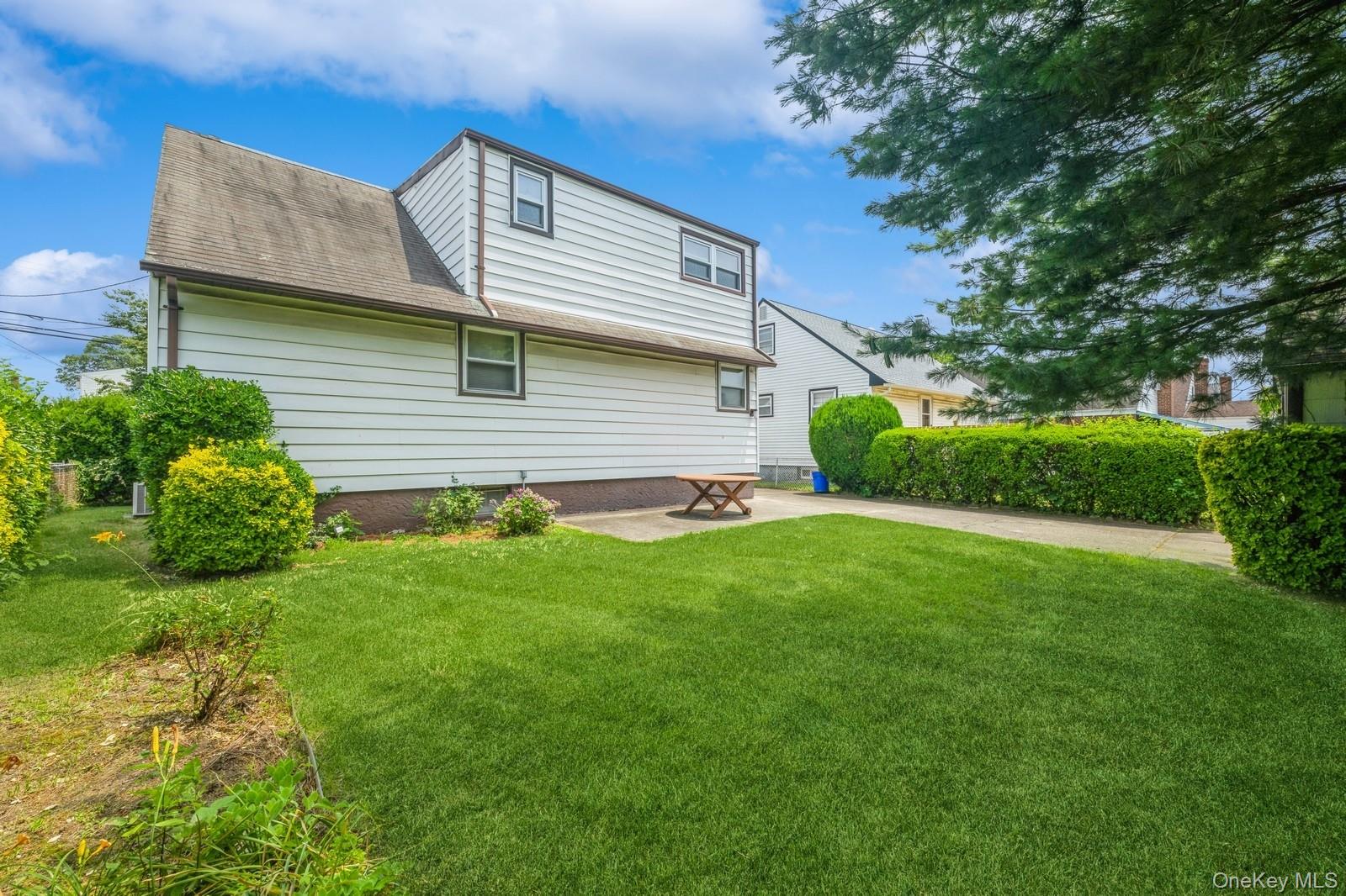 66 Gates Avenue, Valley Stream, NY 11580