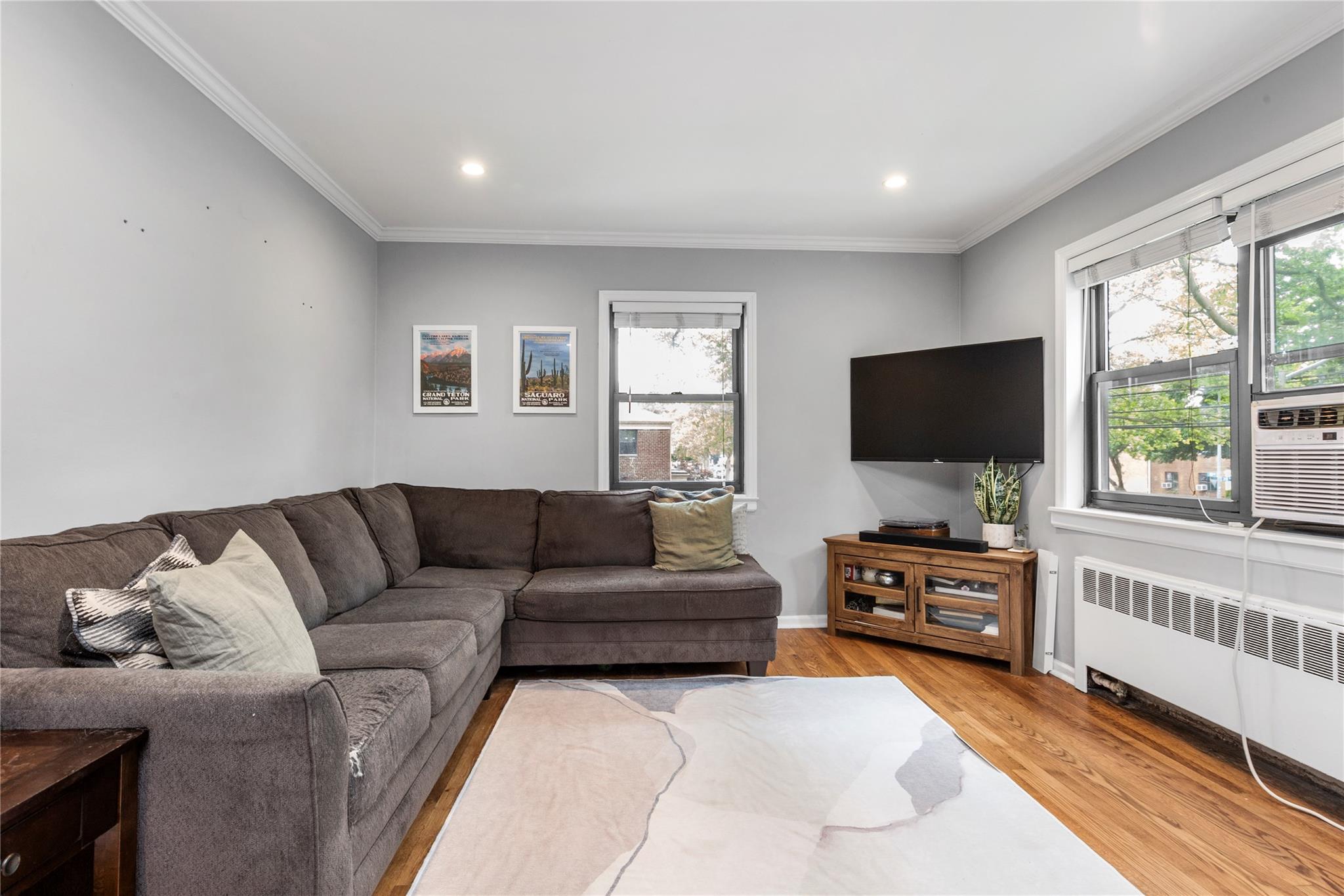 218-02 73rd Avenue # Upper, Oakland Gardens, NY 11364