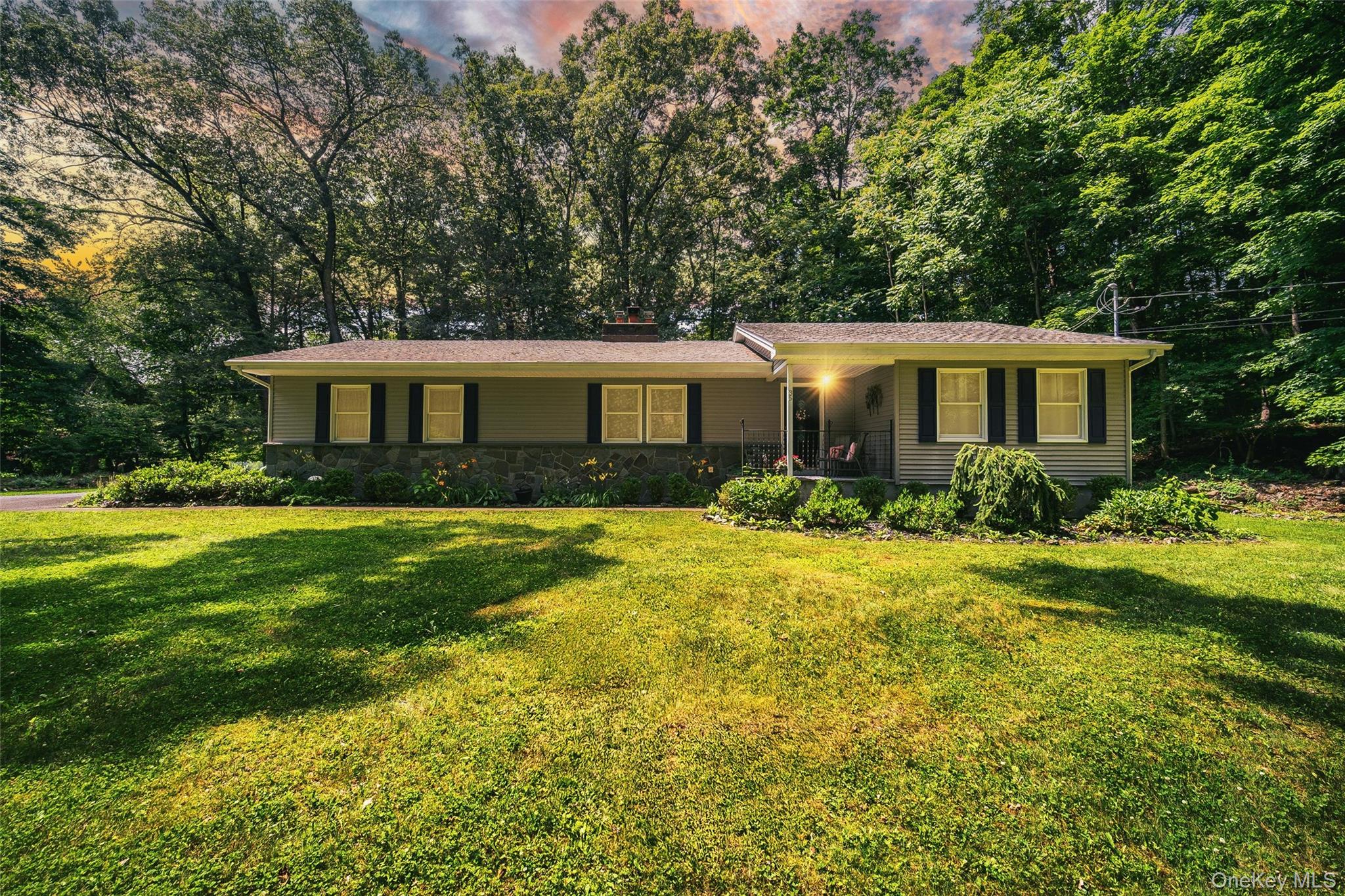 35 Wildwood Drive, Poughkeepsie, NY 12603