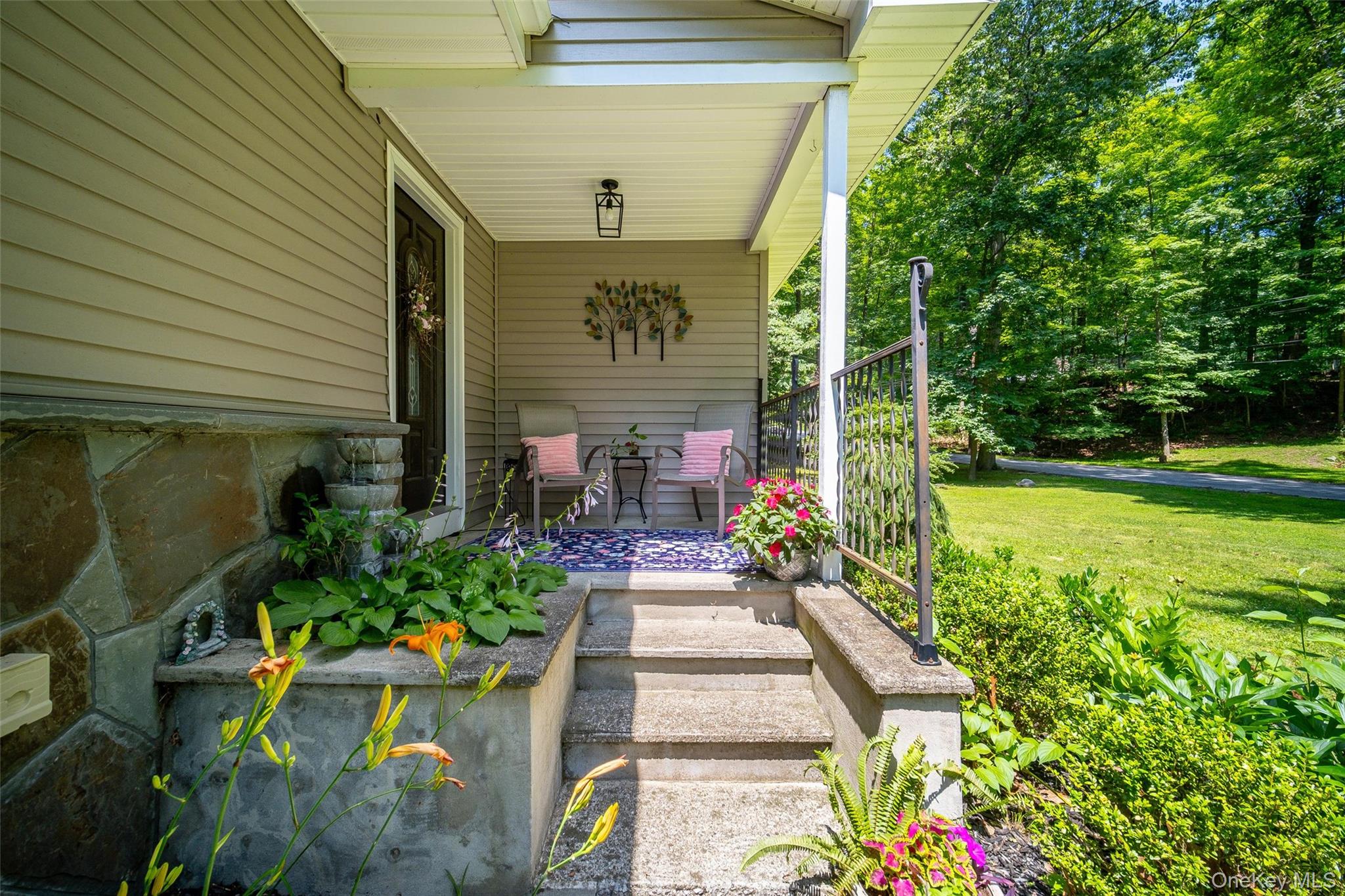 35 Wildwood Drive, Poughkeepsie, NY 12603