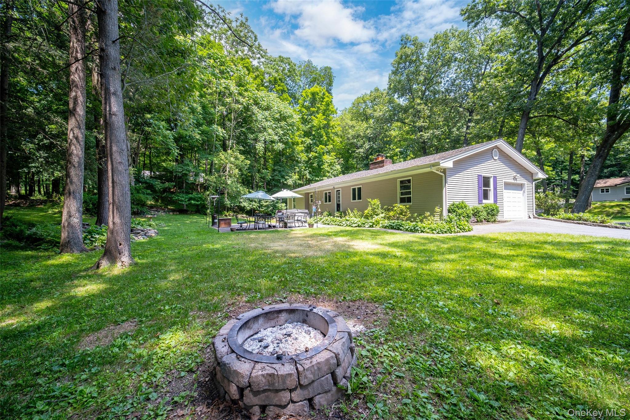 35 Wildwood Drive, Poughkeepsie, NY 12603