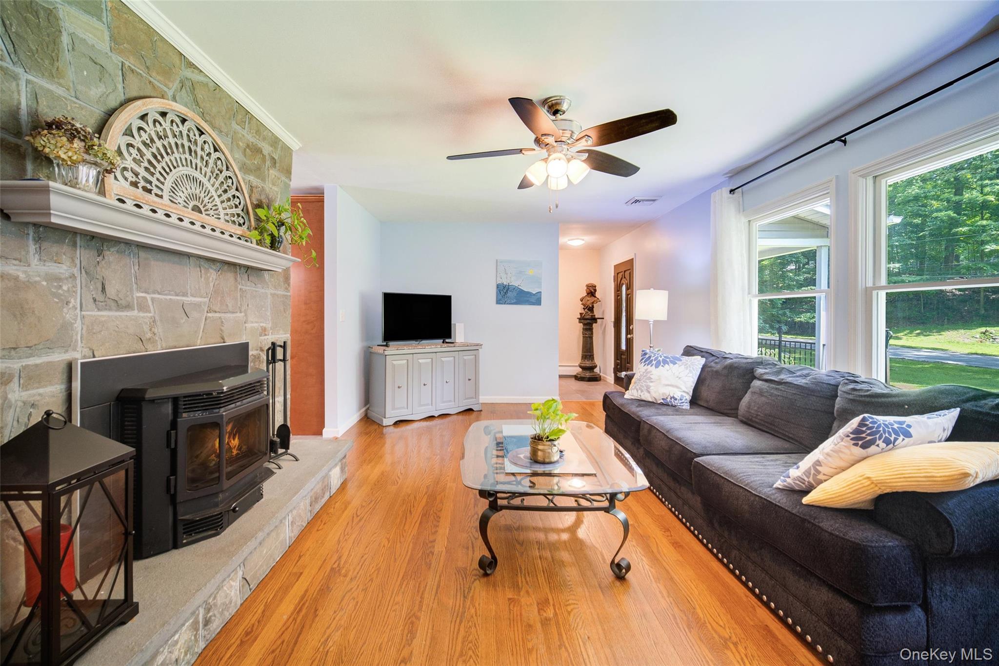 35 Wildwood Drive, Poughkeepsie, NY 12603