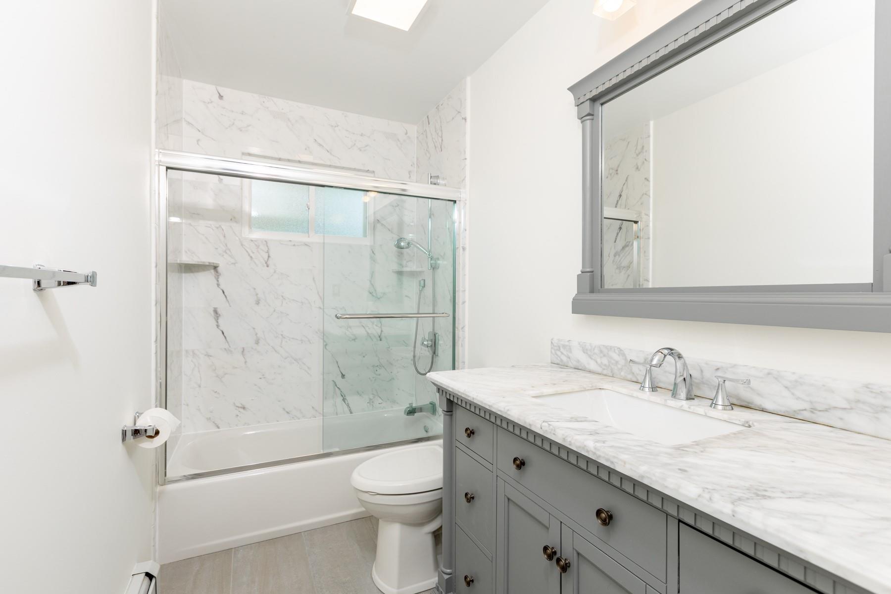 520 Hyman Avenue, West Islip, NY 11795
