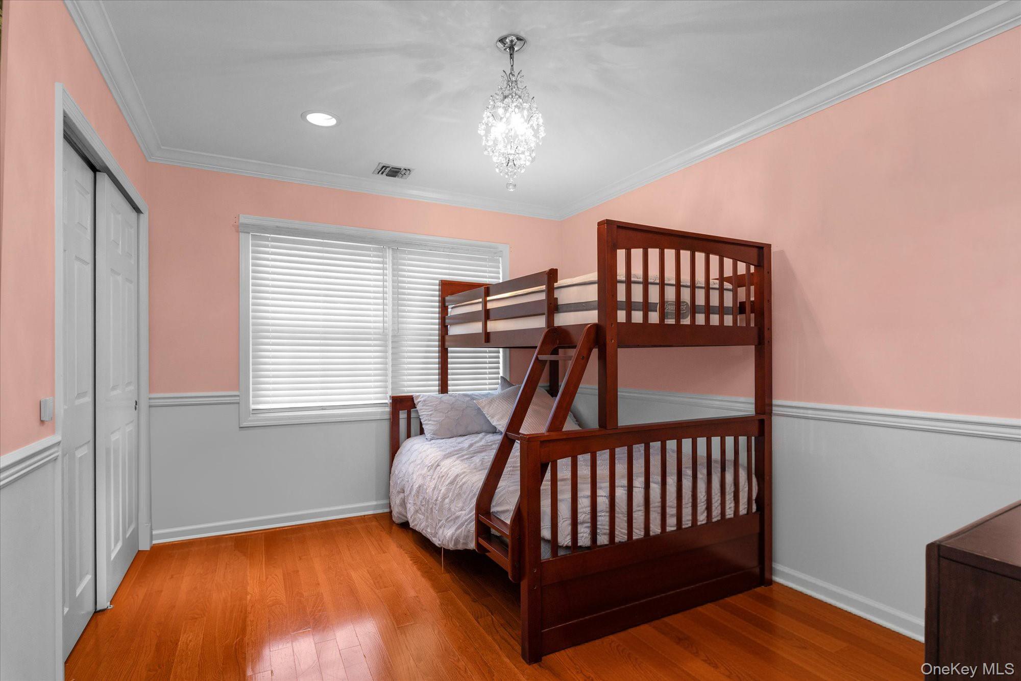 85 Sagamore Drive, Plainview, NY 11803