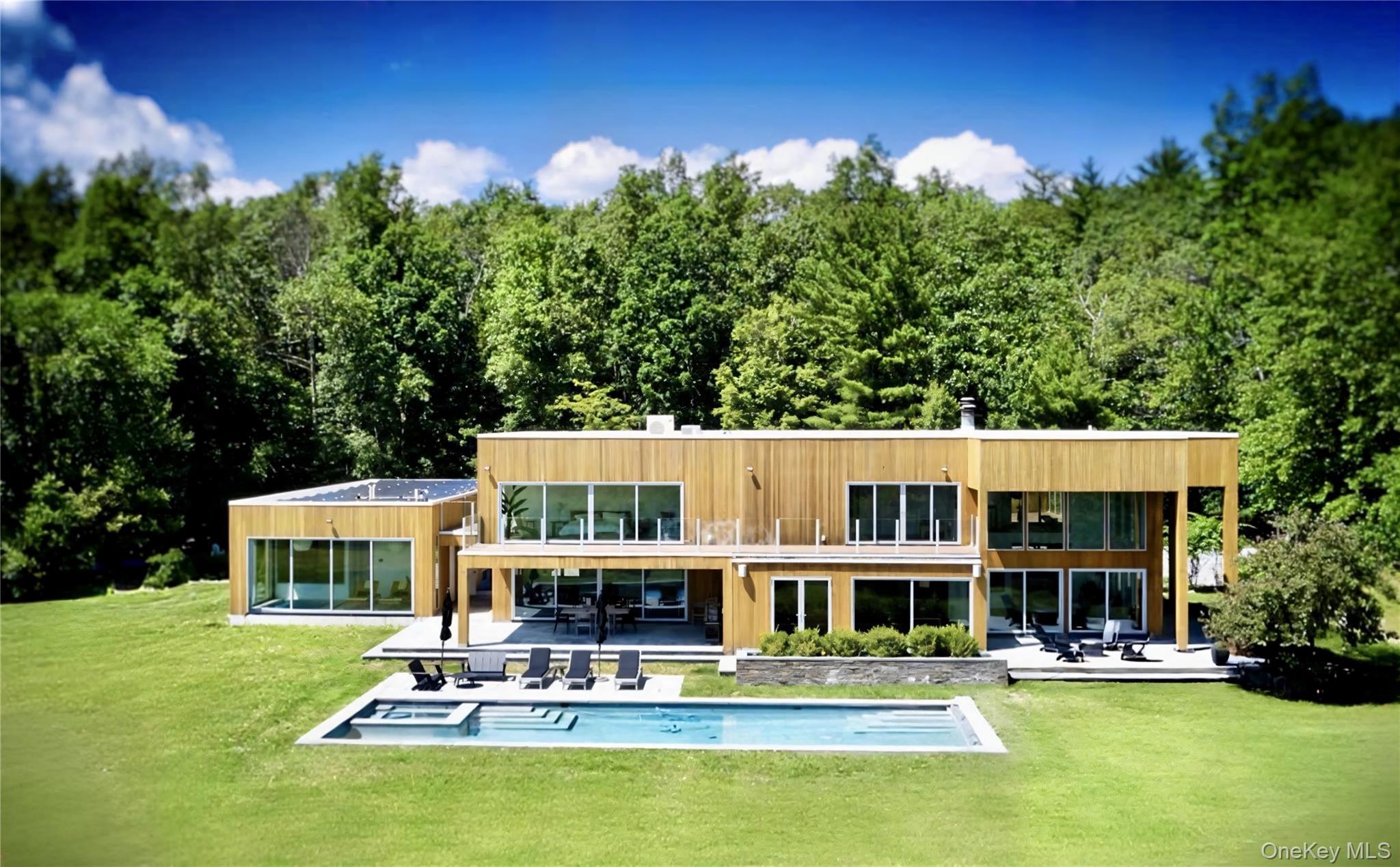 33 Ford Road, Chatham, NY 12136