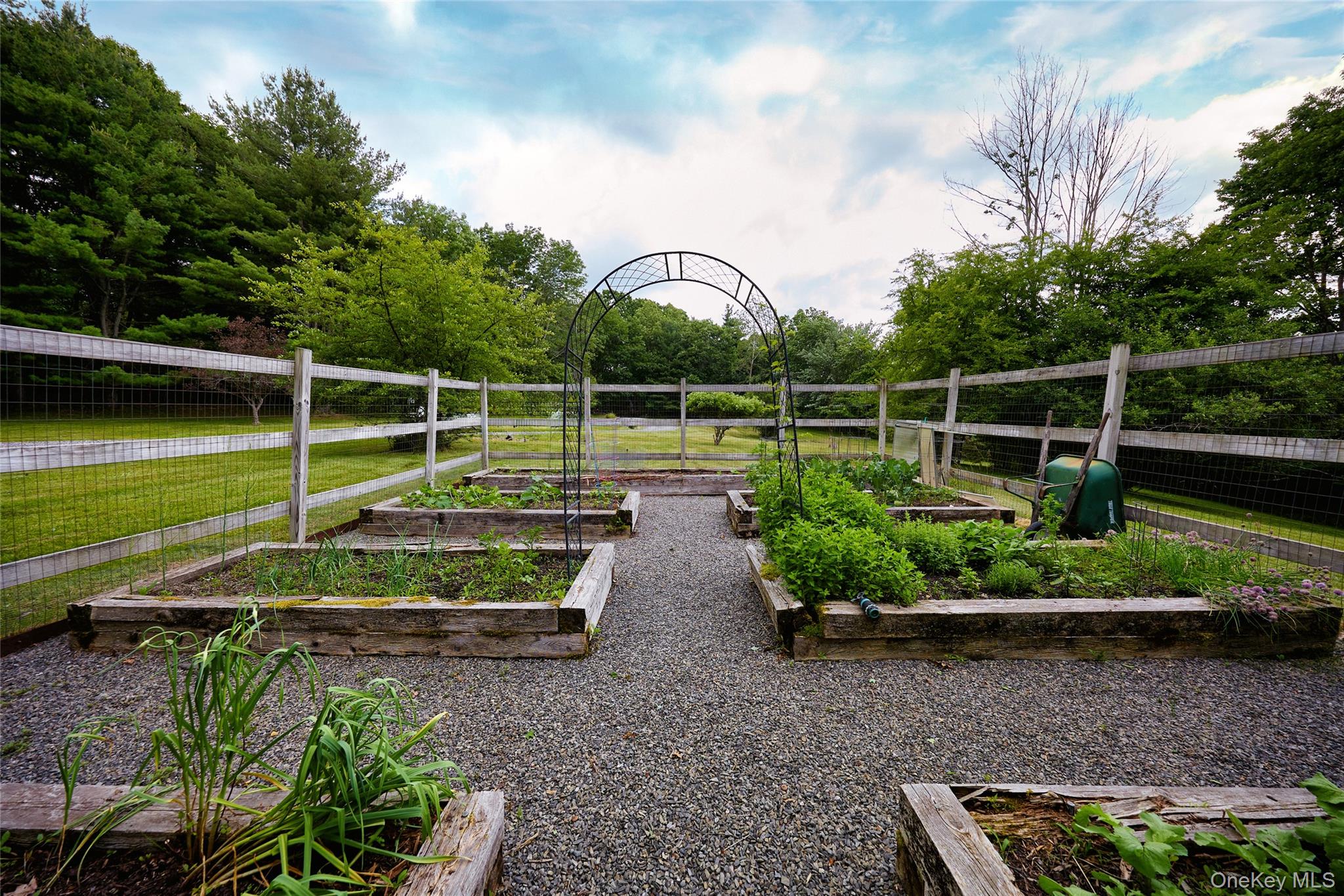 33 Ford Road, Chatham, NY 12136