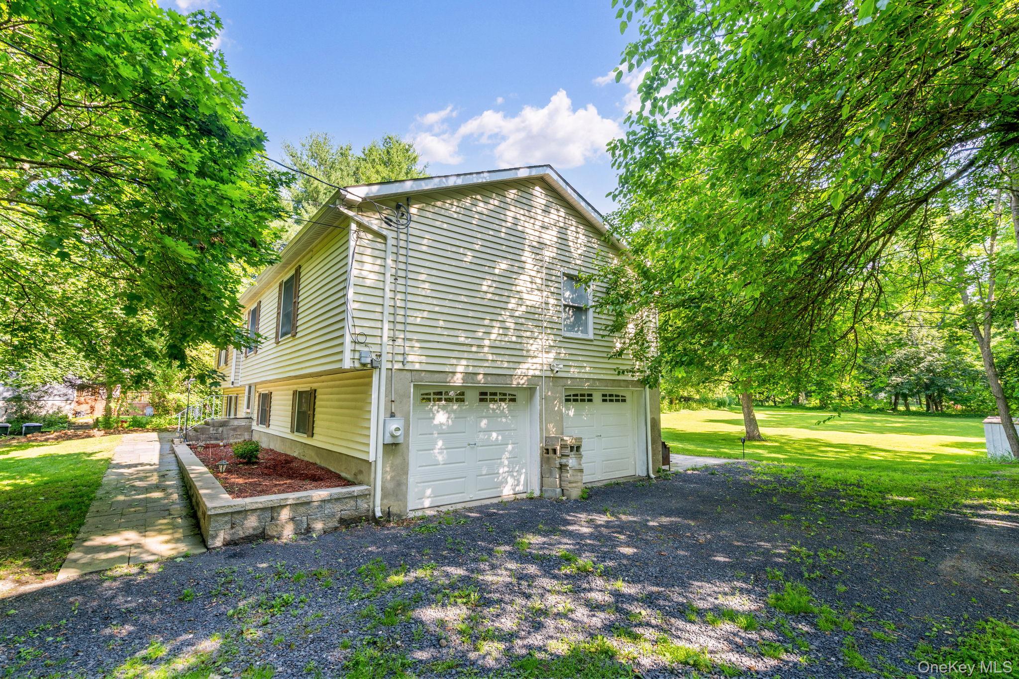 331 E Searsville Road, Montgomery, NY 12549