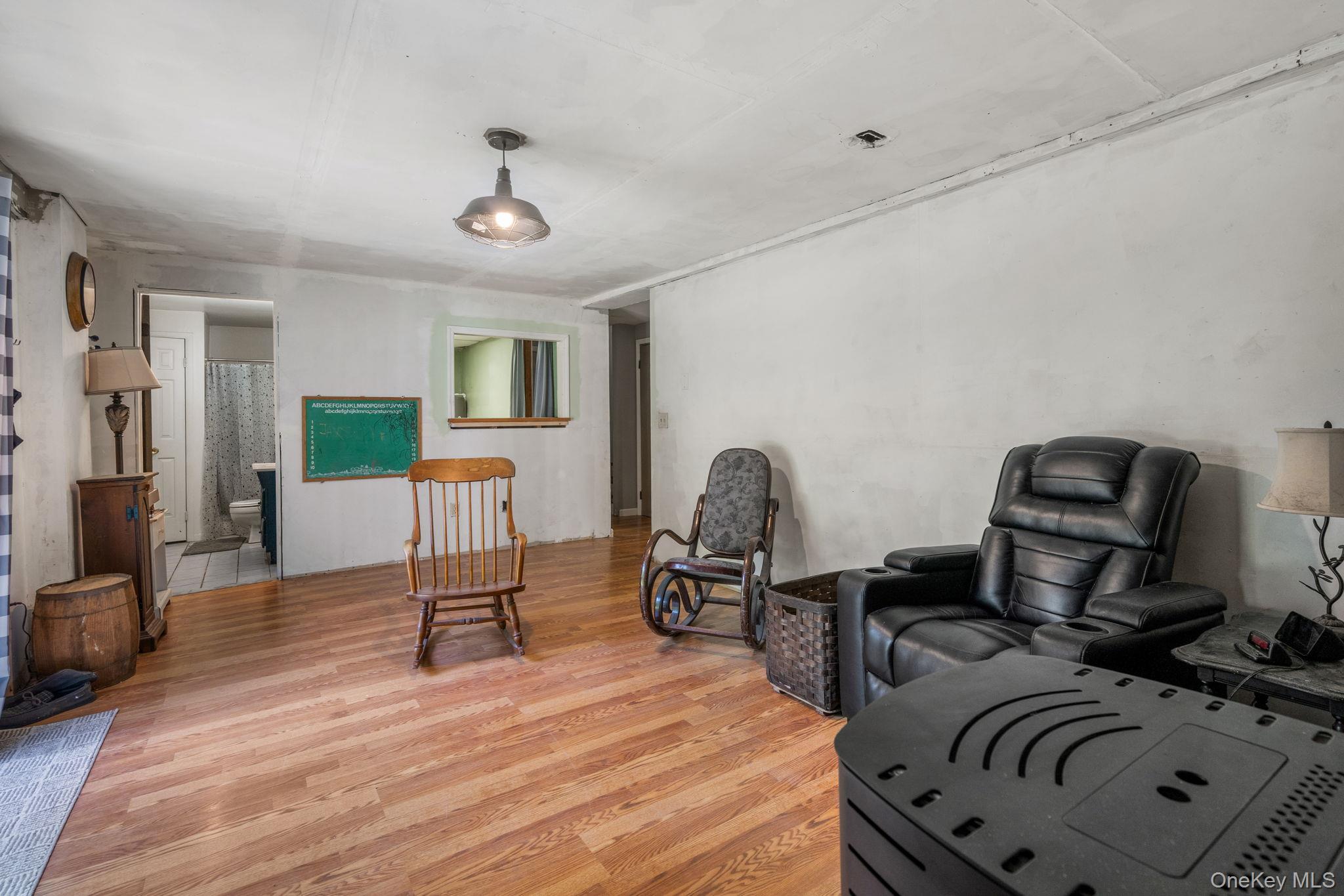 331 E Searsville Road, Montgomery, NY 12549