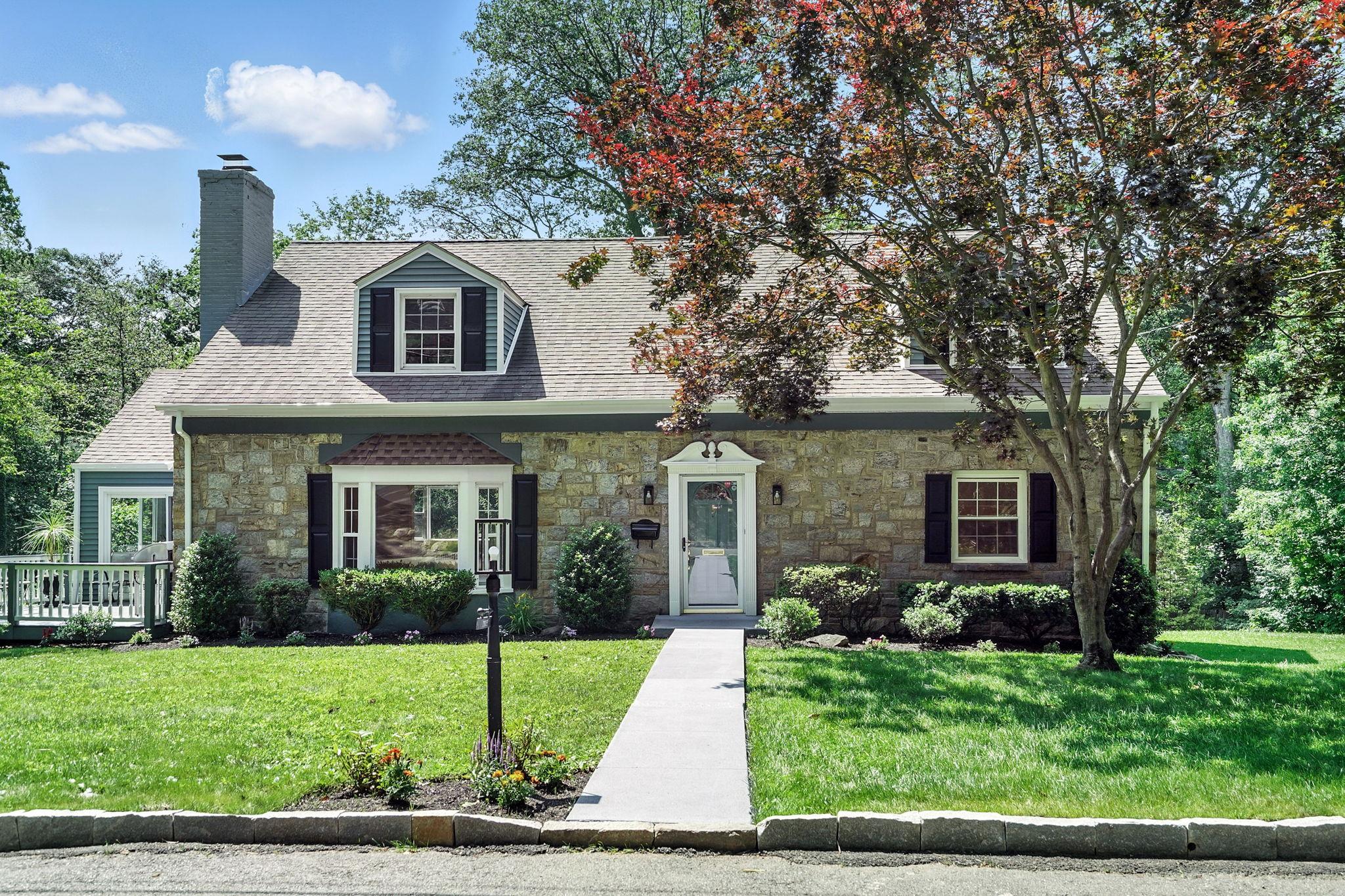 3 Medford Lane, Scarsdale, NY 10583