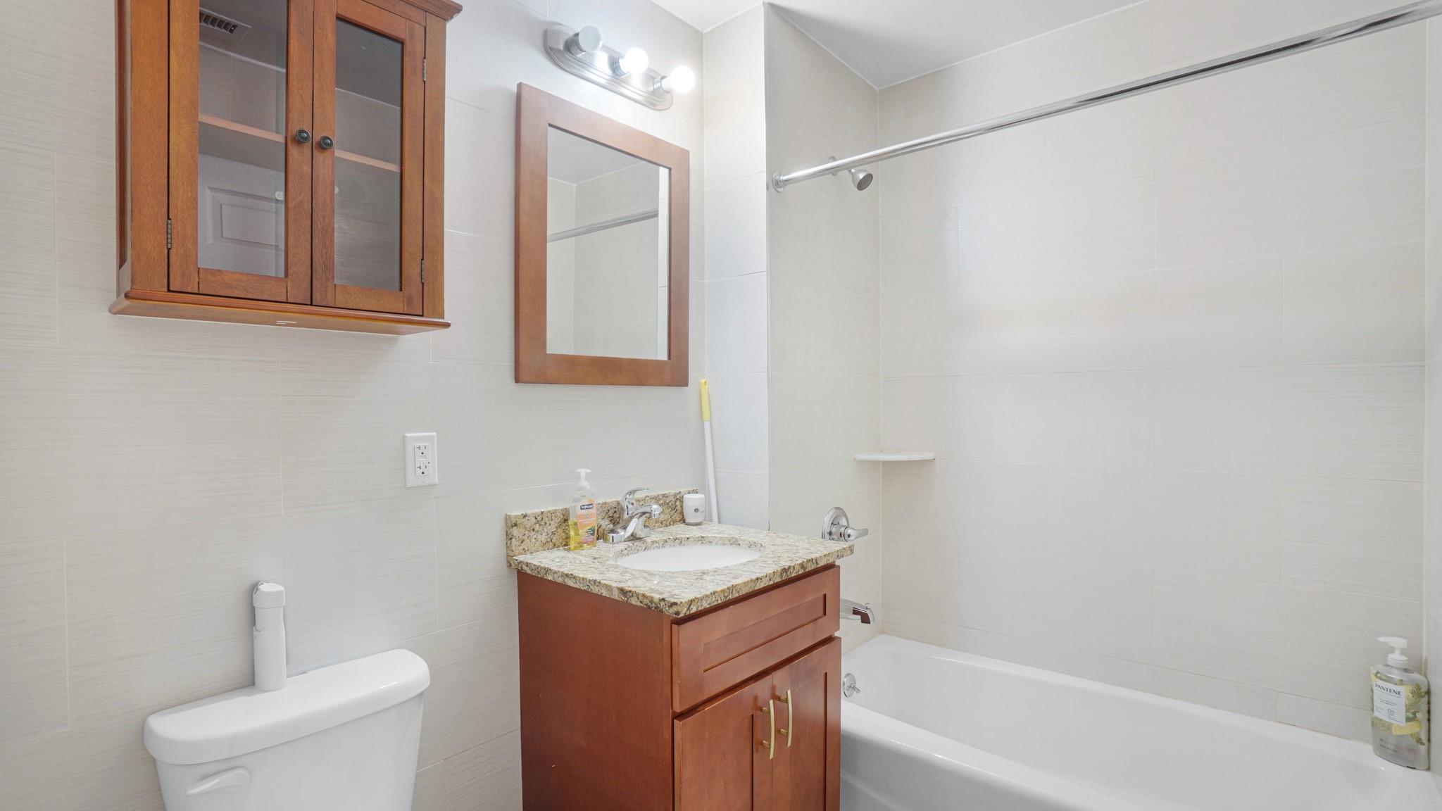 172-18 Jamaica Avenue # 2B, Jamaica, NY 11432