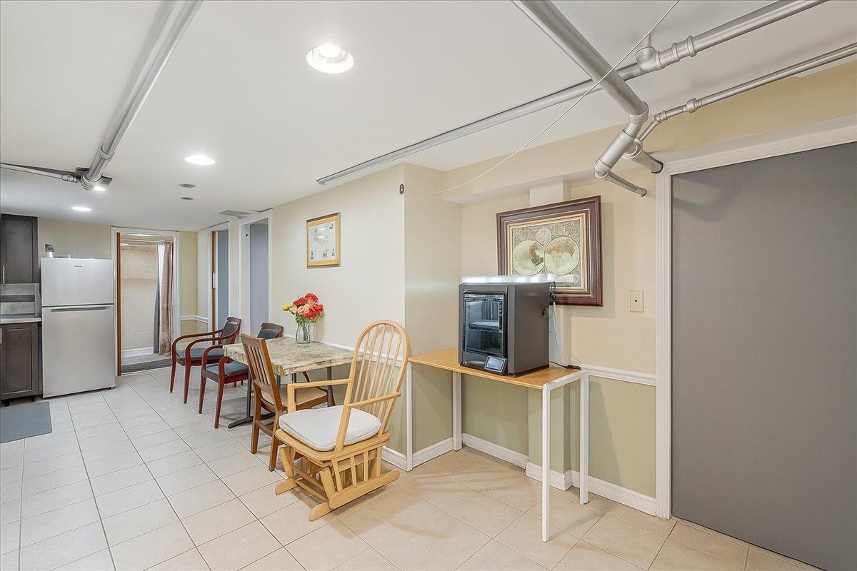 8421 169th Street, Jamaica Hills, NY 11432