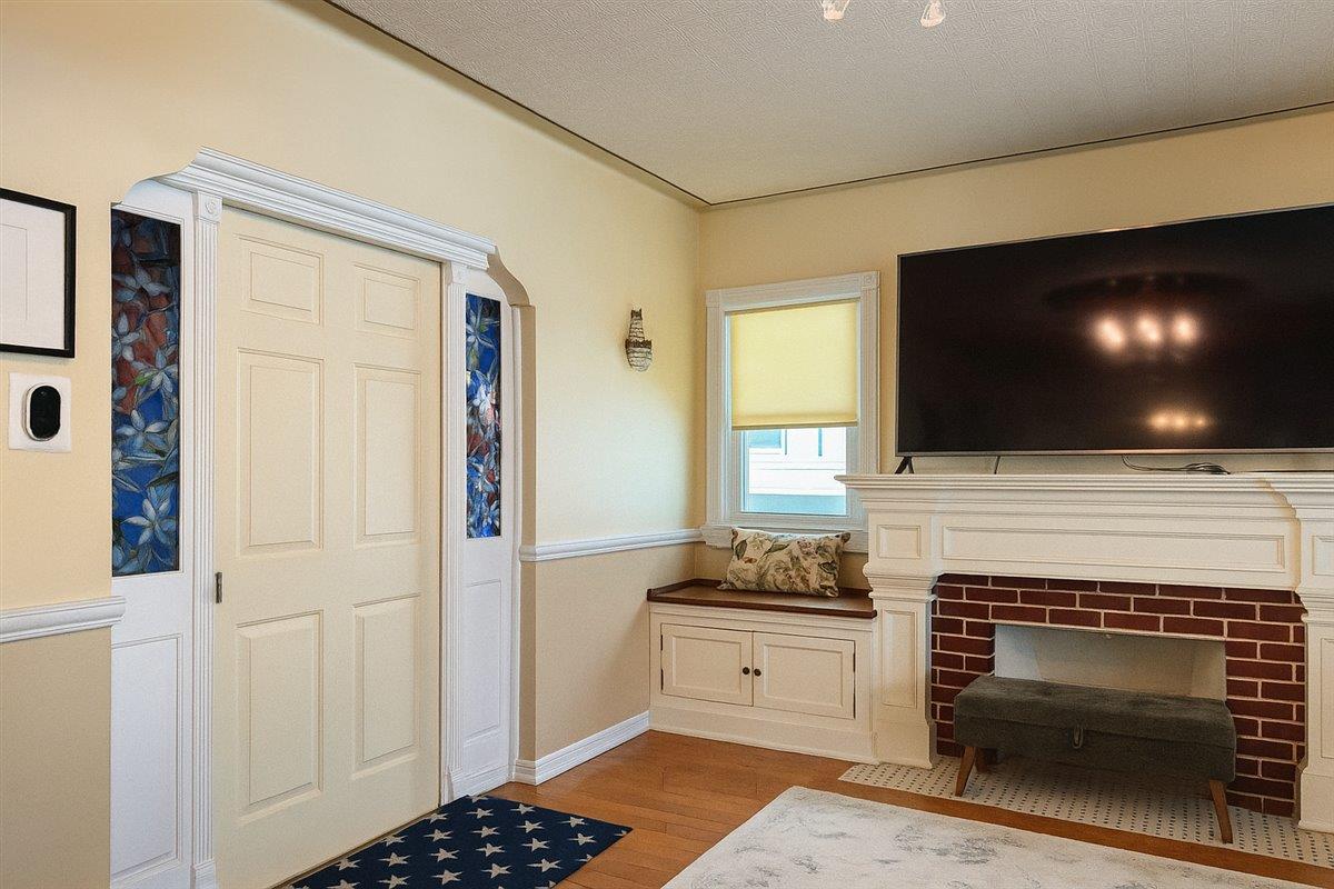 8421 169th Street, Jamaica Hills, NY 11432