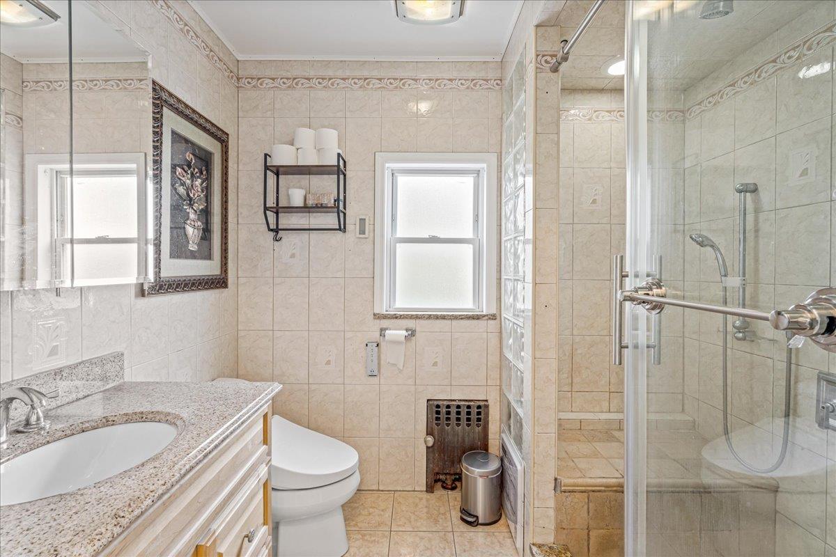 8421 169th Street, Jamaica Hills, NY 11432