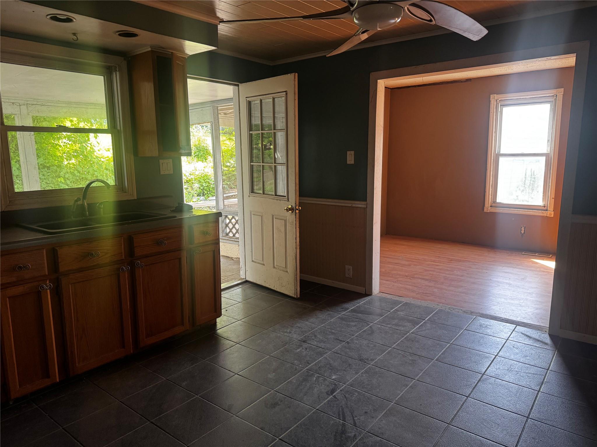 99 W Bridge Street, Saugerties, NY 12477