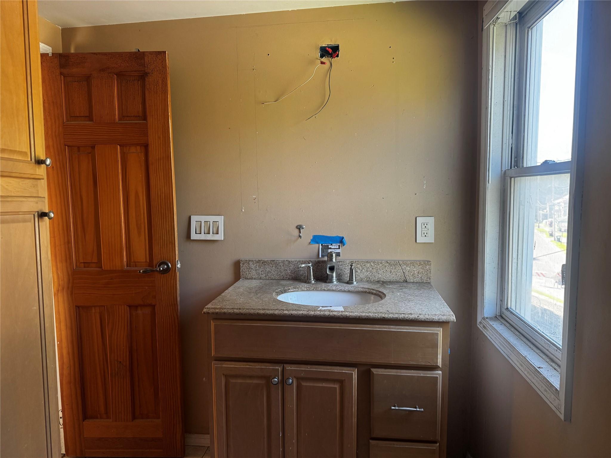 99 W Bridge Street, Saugerties, NY 12477