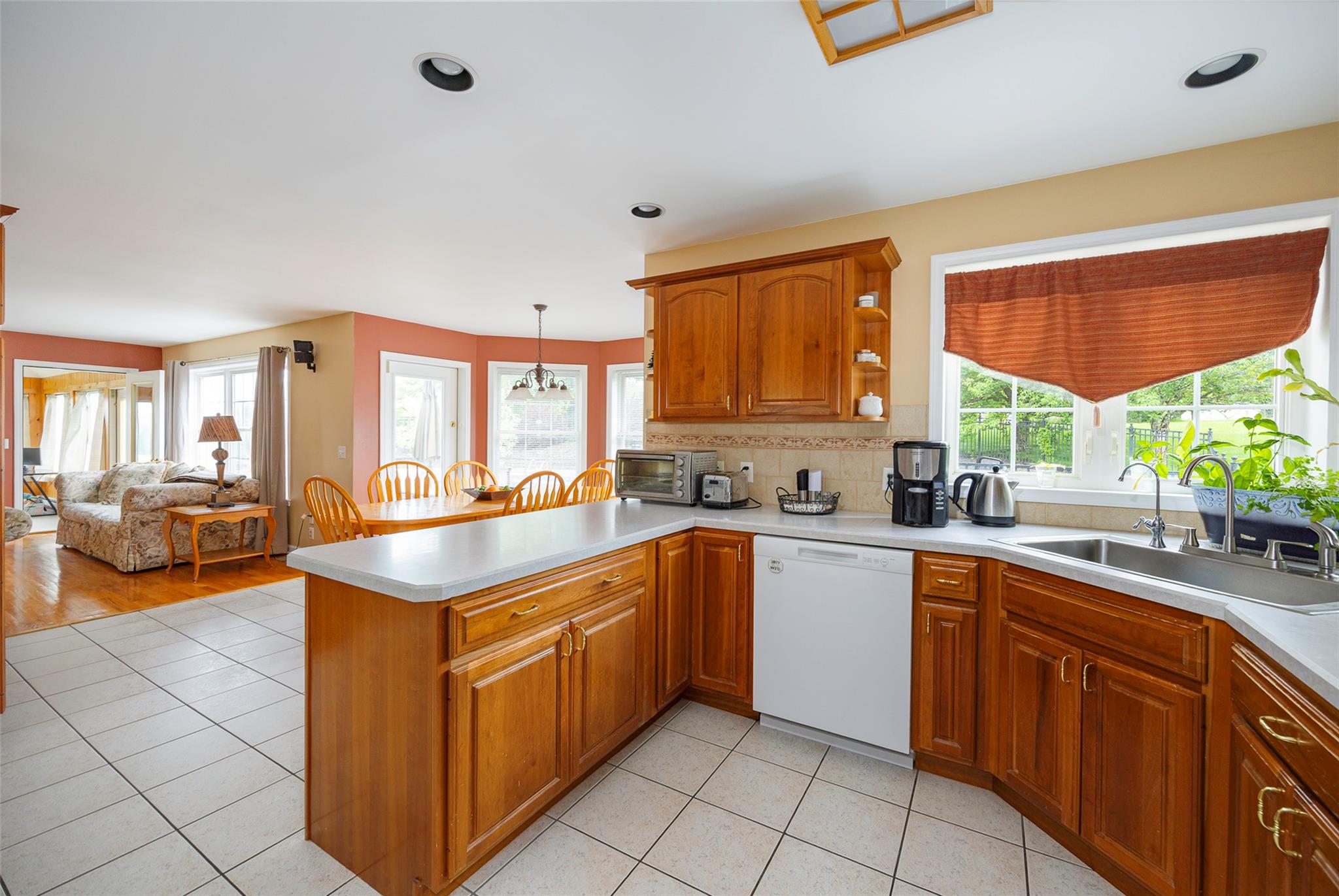 7 Frog Hollow Road, Poughquag, NY 12570