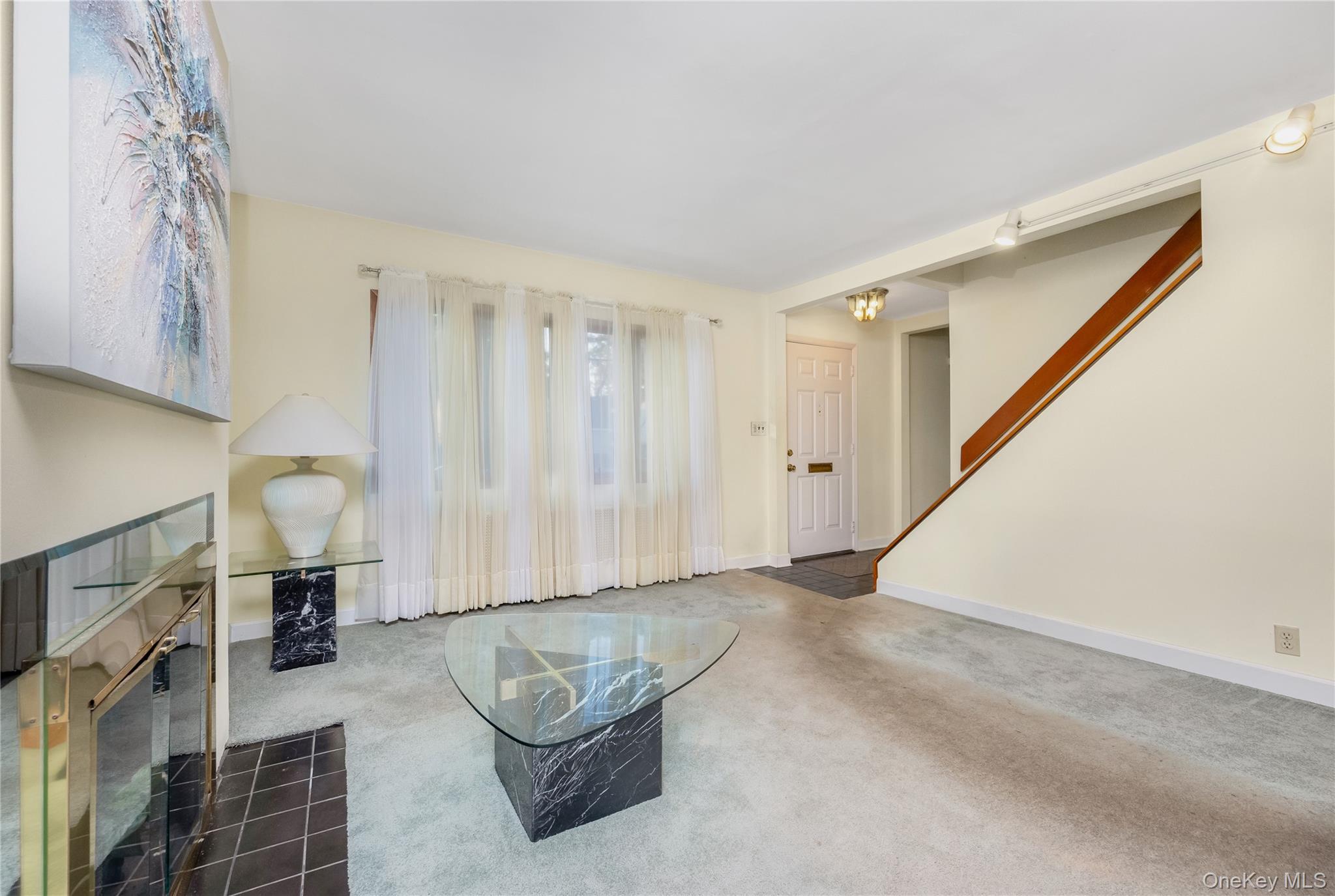 263 Foster Avenue, Malverne, NY 11565