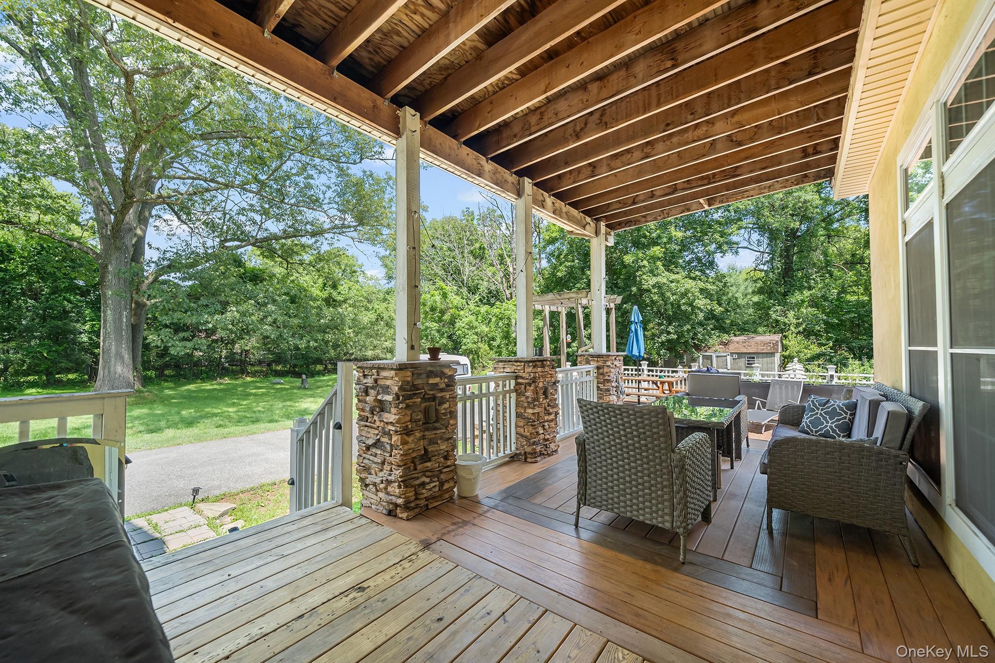 2 Dimiceli Street, New Windsor, NY 12553