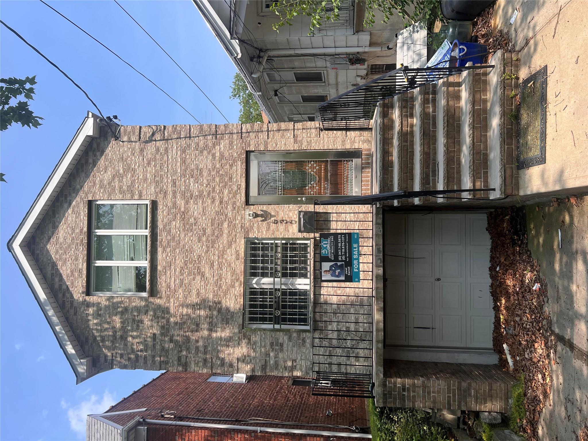 636 Throggs Neck Expressway, Bronx, NY 10465