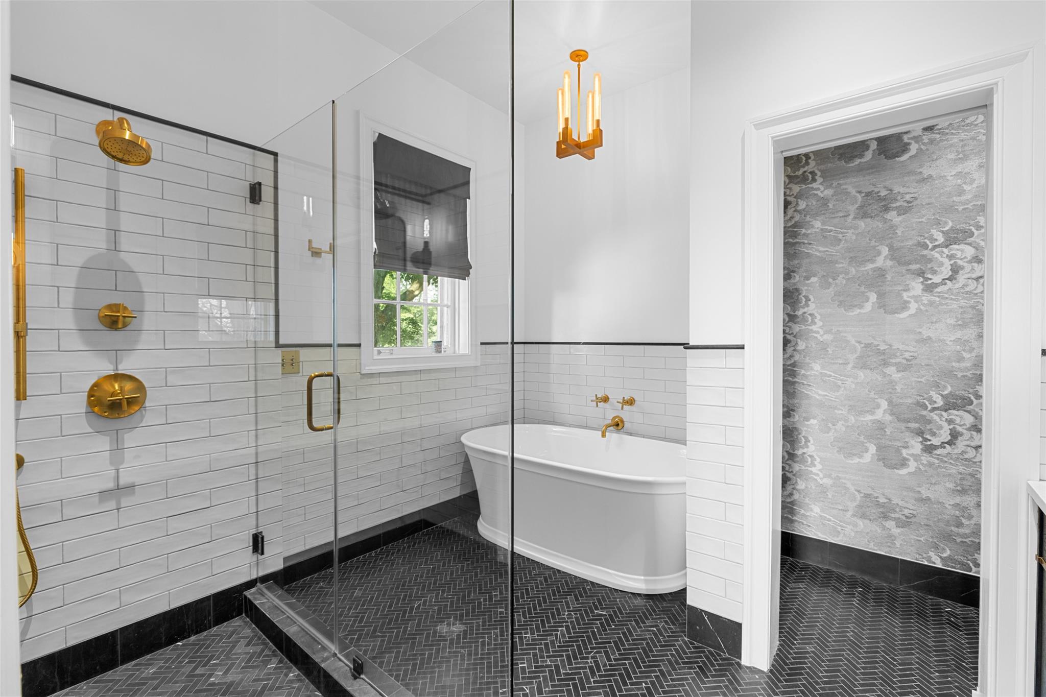 103 Albany Avenue, Kingston, NY 12401