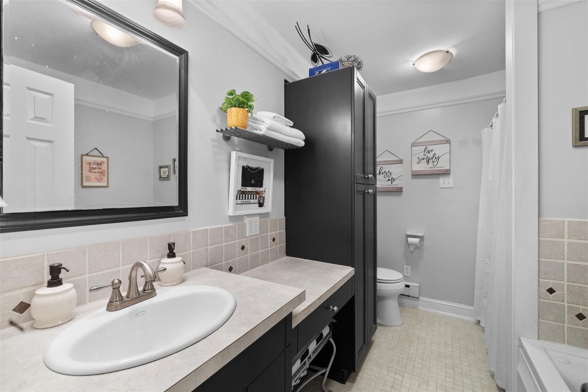 33 Meadowlark Lane, Woodridge, NY 12789