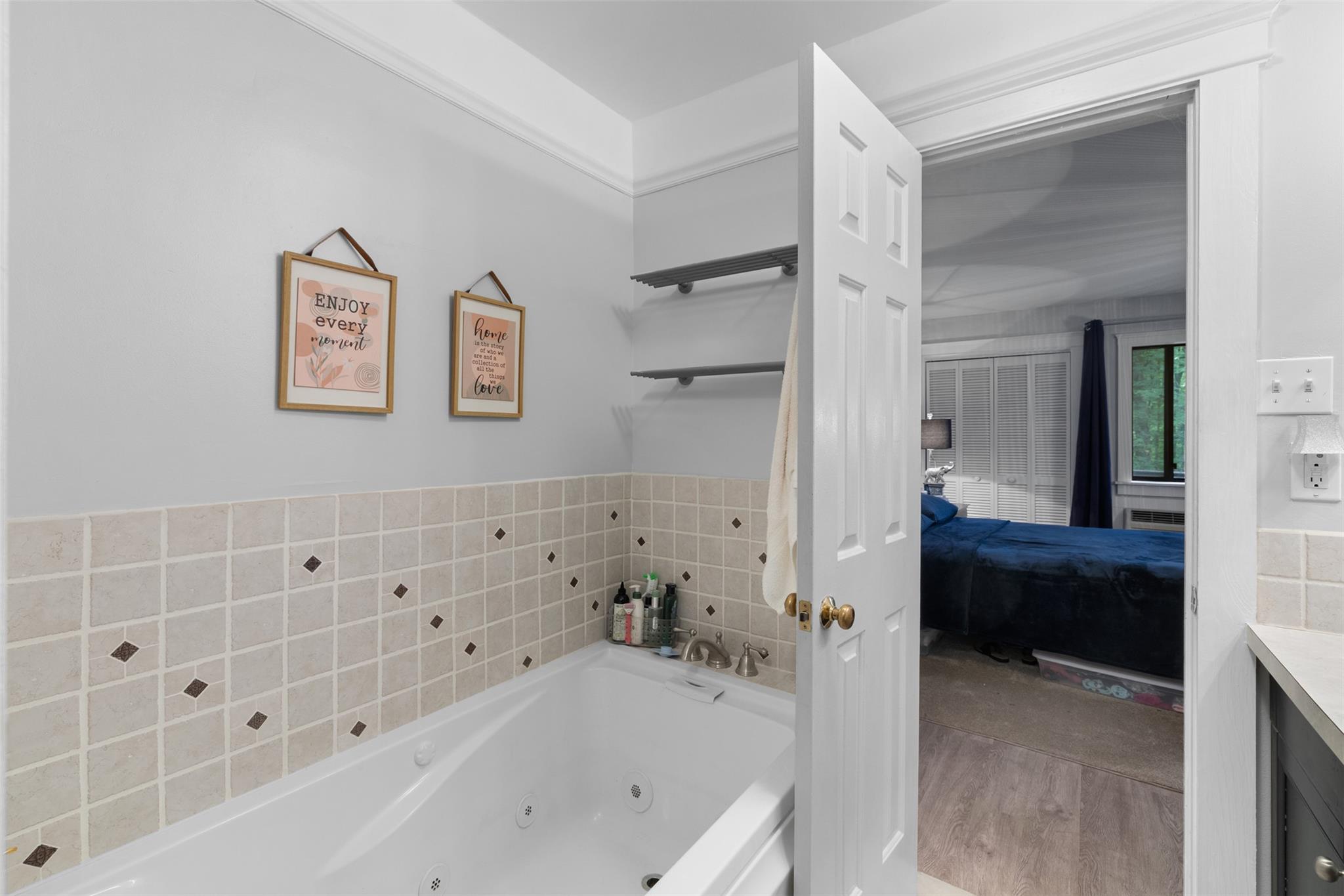 33 Meadowlark Lane, Woodridge, NY 12789