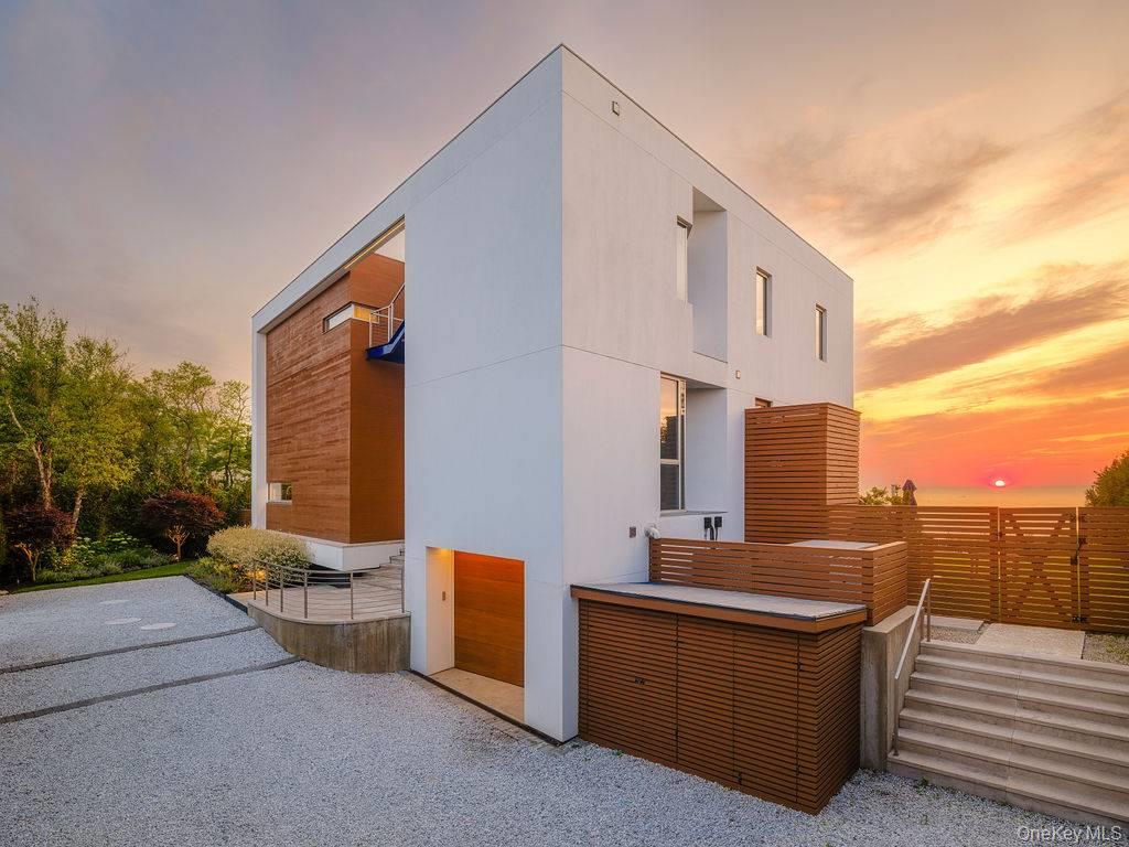 445 Glen Court, Cutchogue, NY 11935