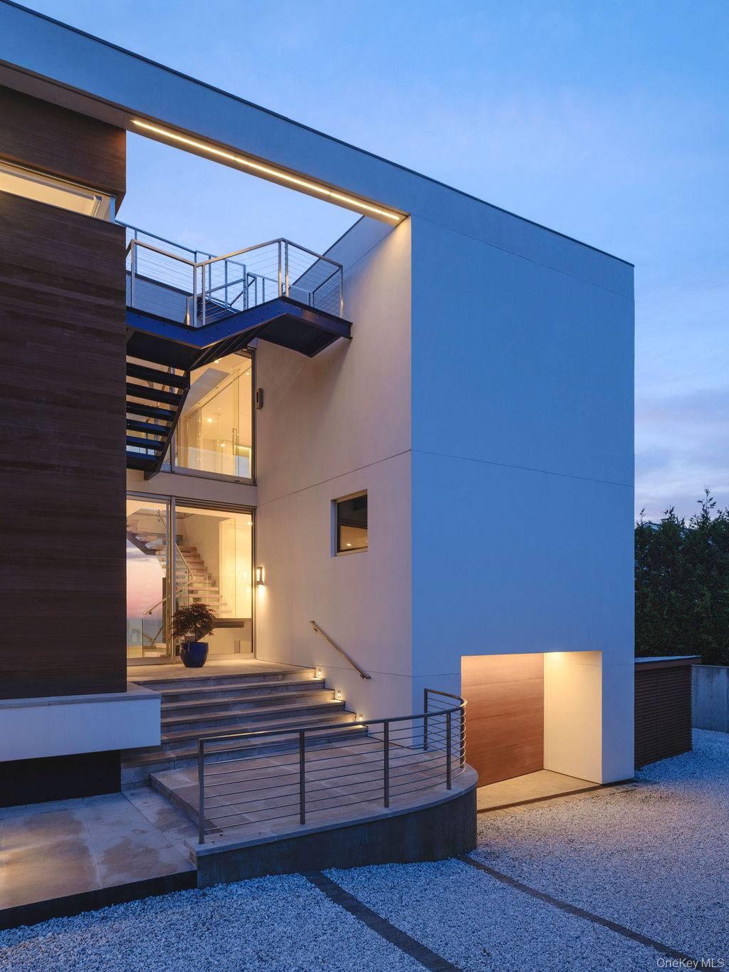 445 Glen Court, Cutchogue, NY 11935