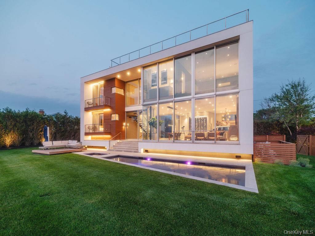 445 Glen Court, Cutchogue, NY 11935