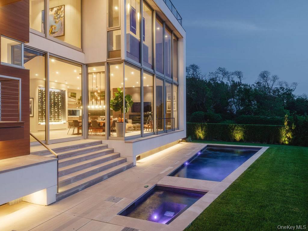 445 Glen Court, Cutchogue, NY 11935