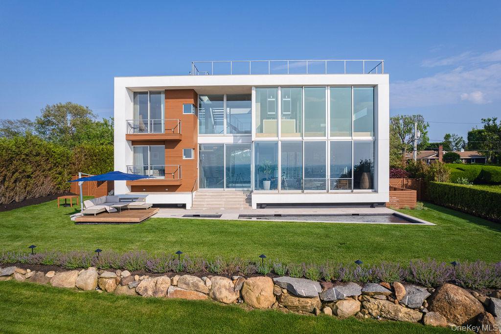 445 Glen Court, Cutchogue, NY 11935