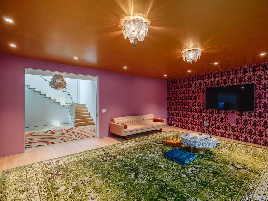 445 Glen Court, Cutchogue, NY 11935