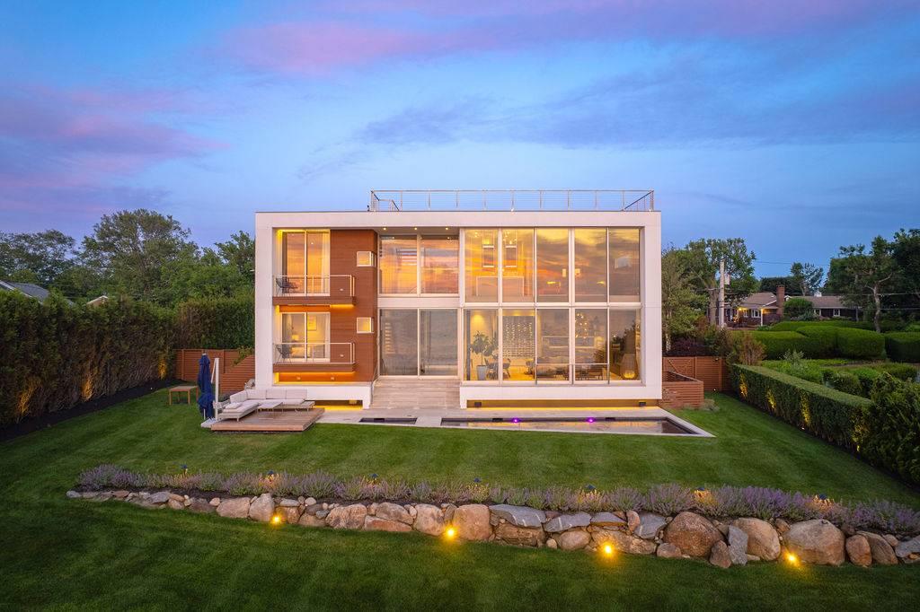 445 Glen Court, Cutchogue, NY 11935