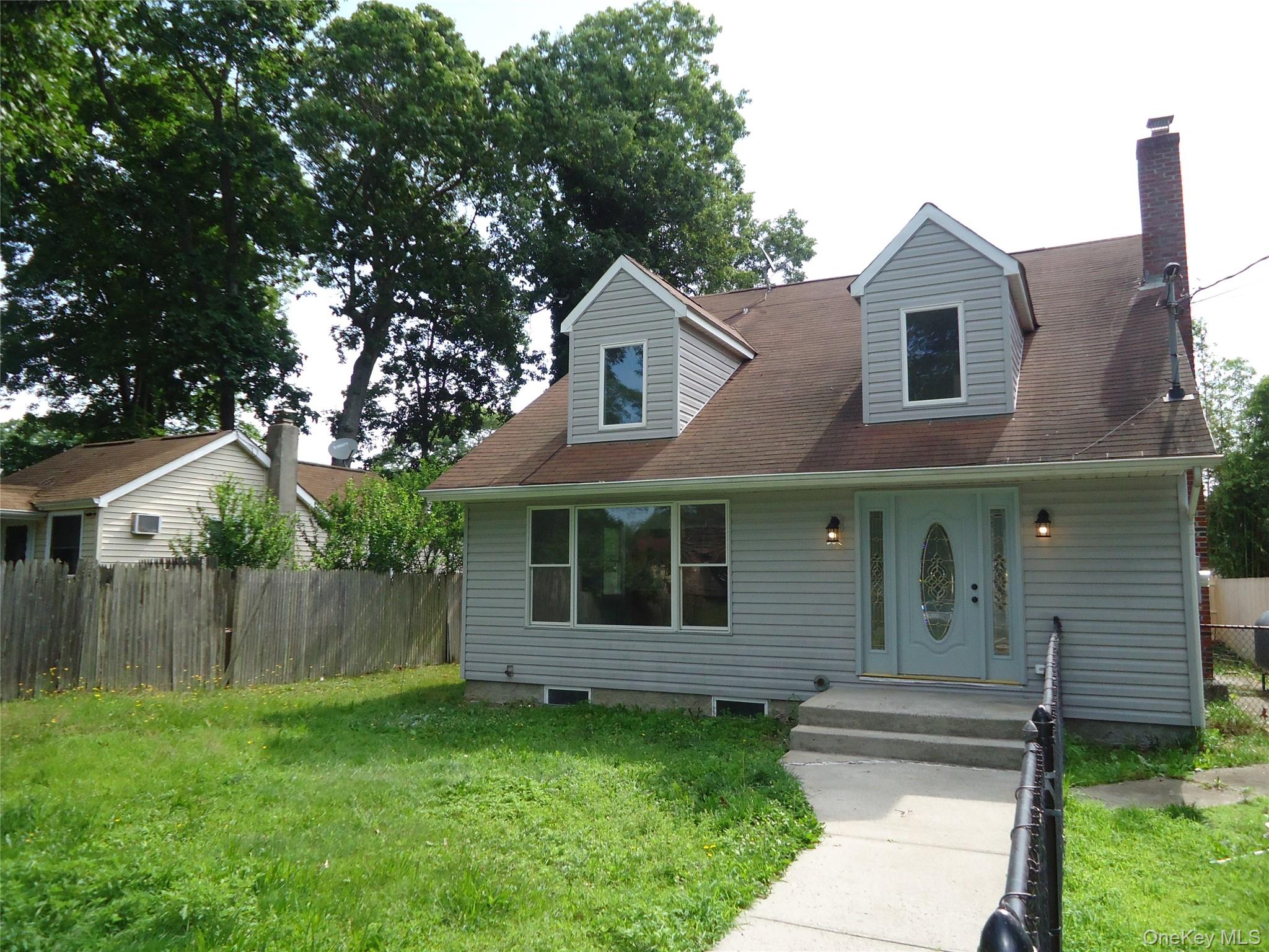 193 Laurelton Drive, Mastic Beach, NY 11951