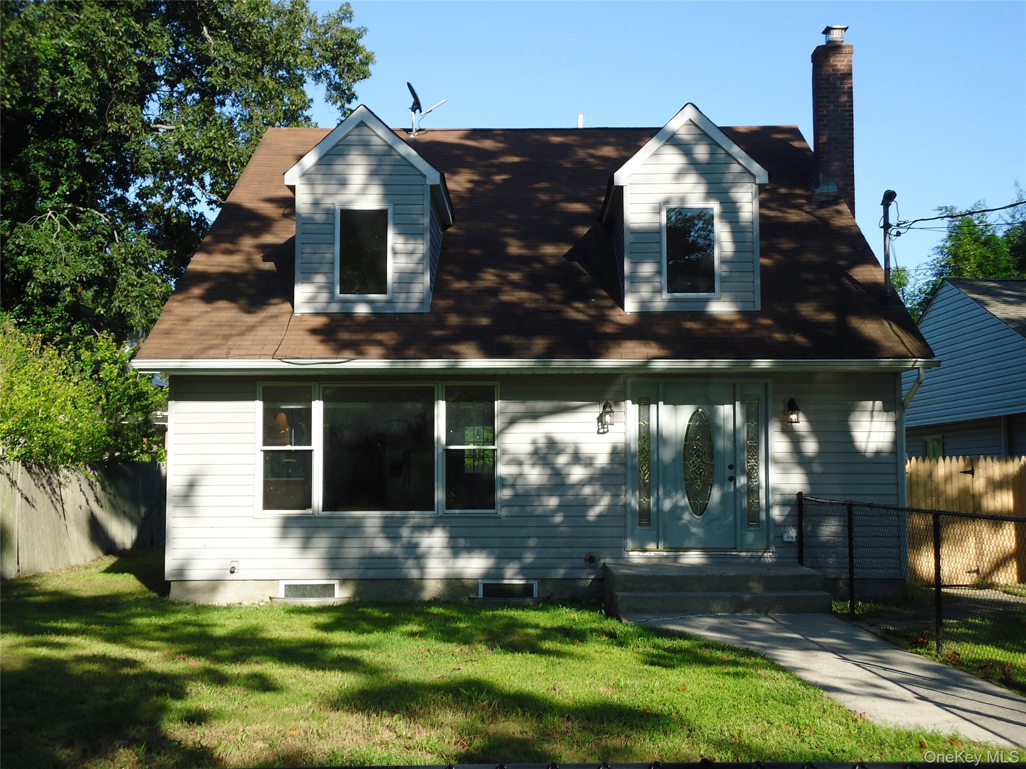 193 Laurelton Drive, Mastic Beach, NY 11951