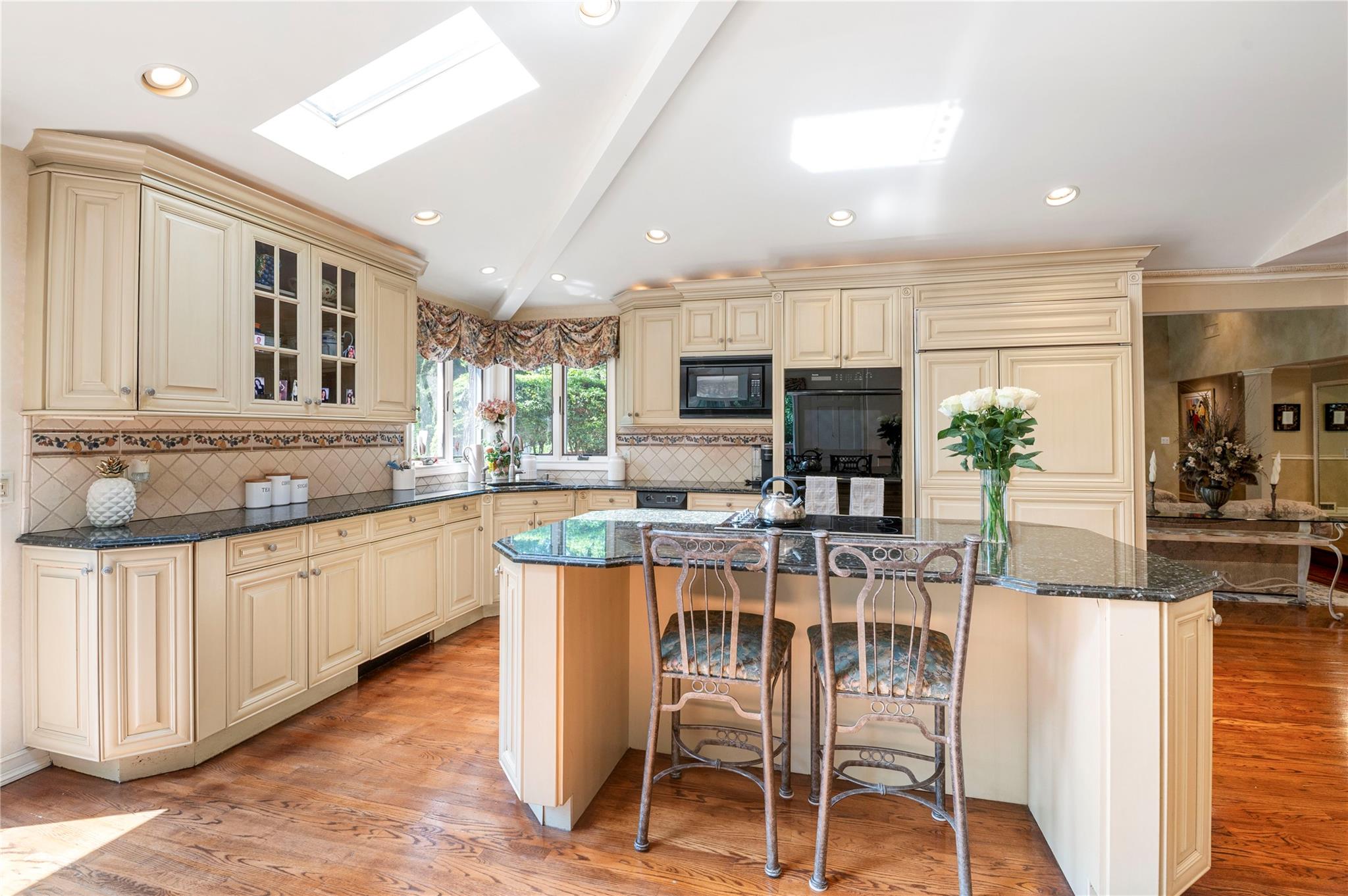 14 Durham Drive, Dix Hills, NY 11746