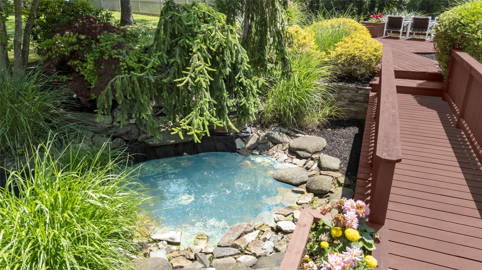 14 Durham Drive, Dix Hills, NY 11746