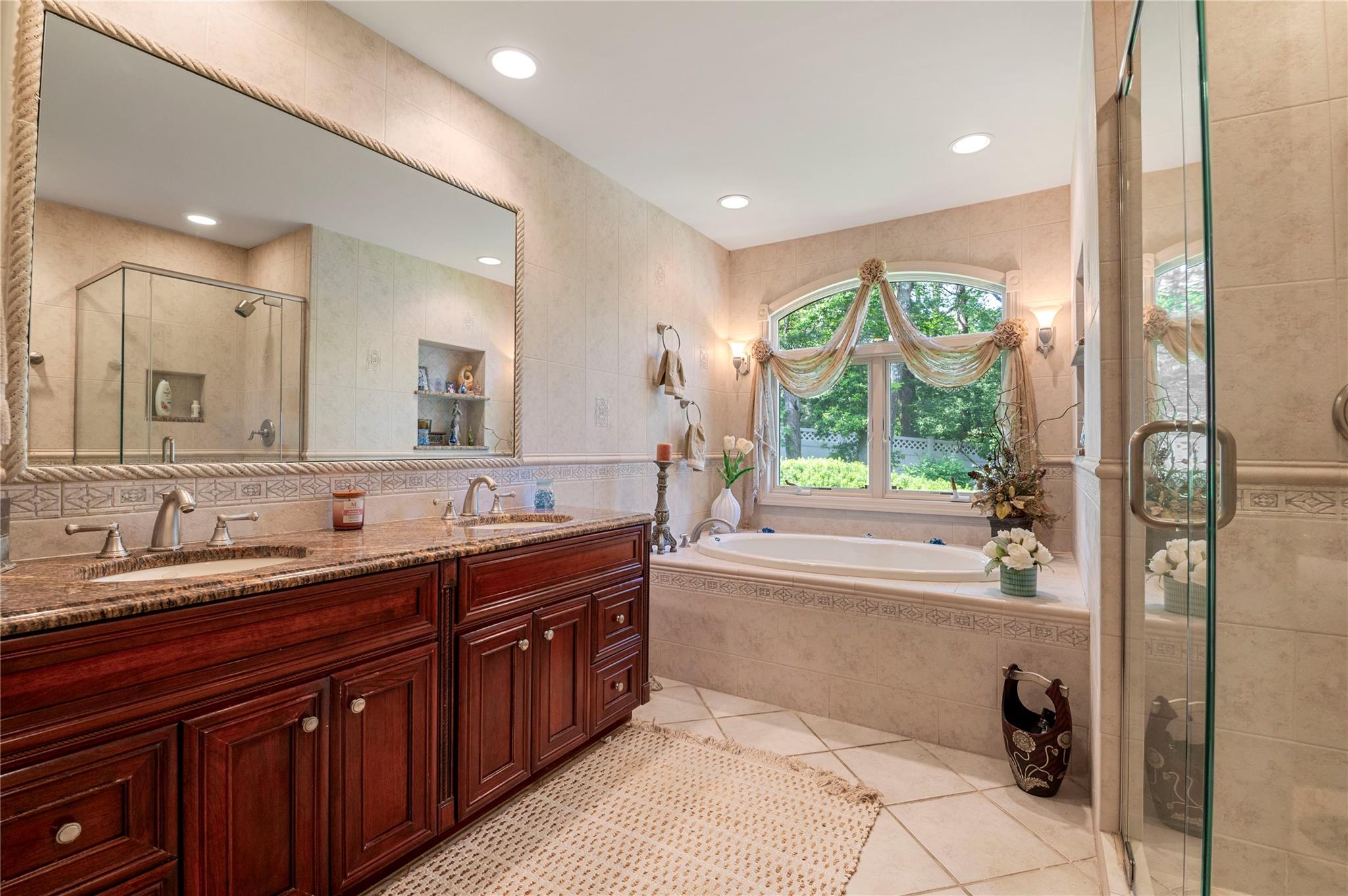 14 Durham Drive, Dix Hills, NY 11746