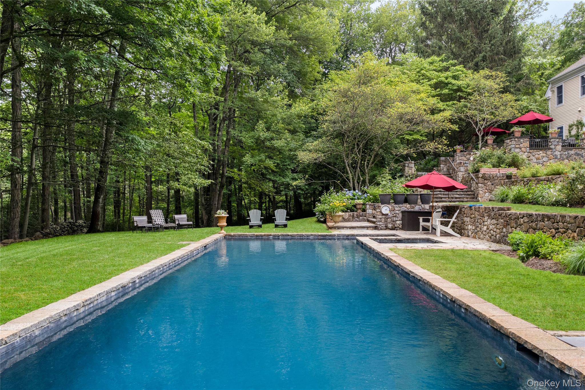 4 Hidden Valley Way, Bedford, NY 10506