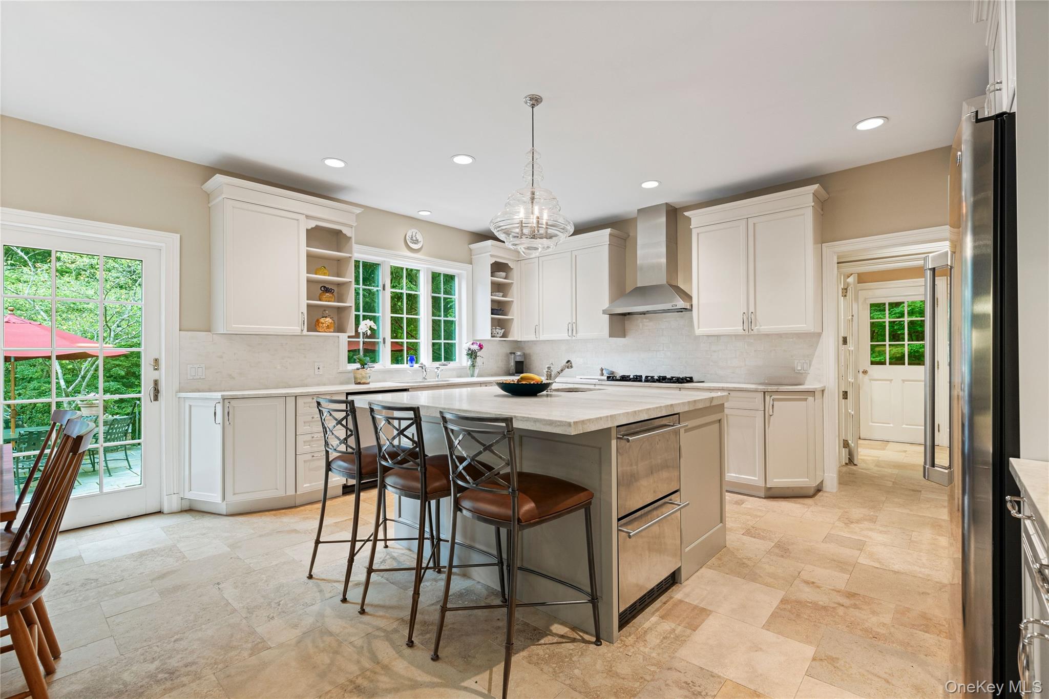 4 Hidden Valley Way, Bedford, NY 10506