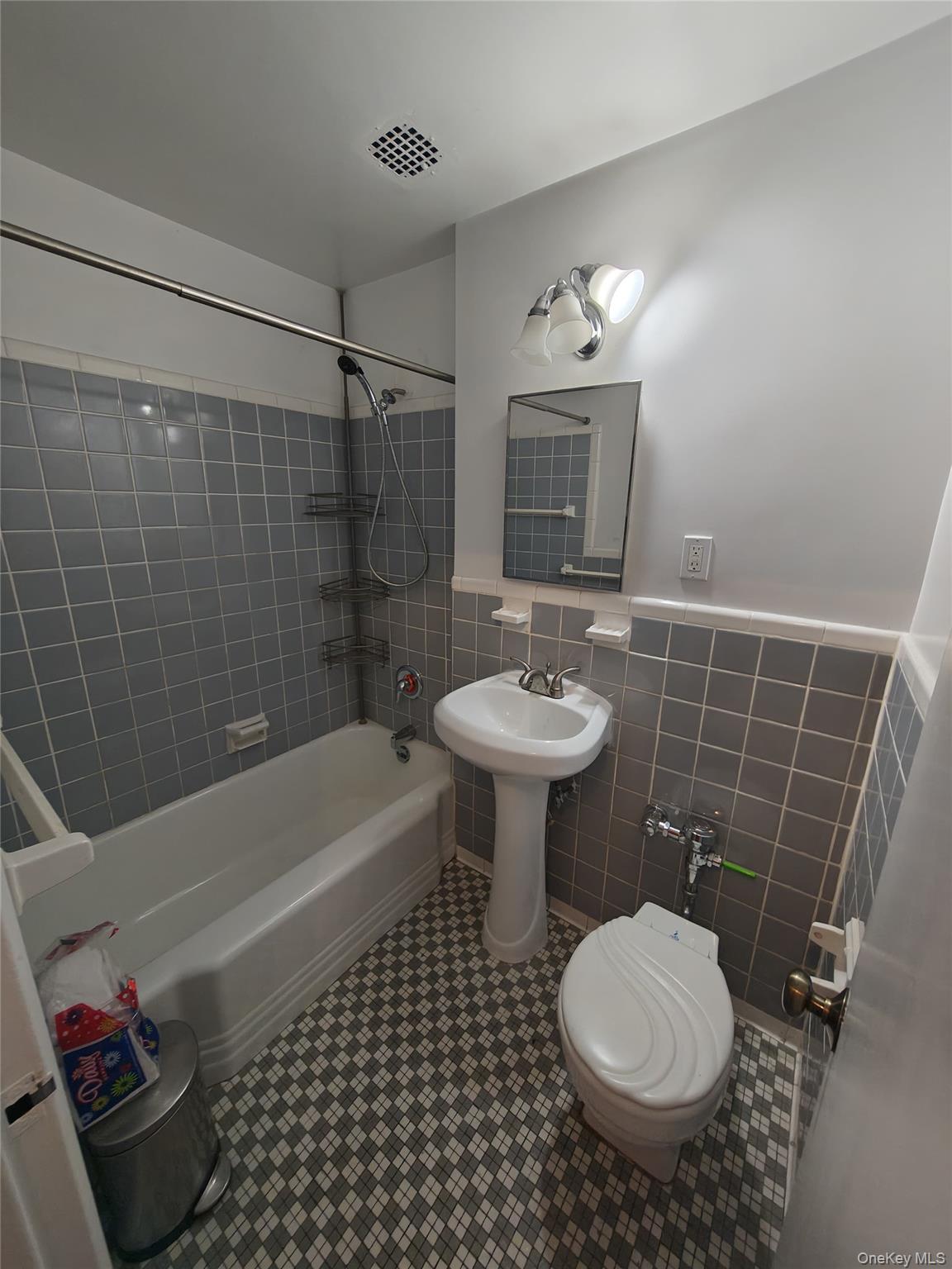 35-11 85 Street # 1B, Jackson Heights, NY 11372