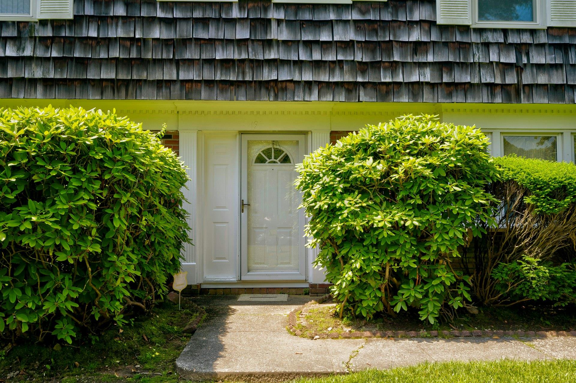 19 Pettit Drive, Dix Hills, NY 11746