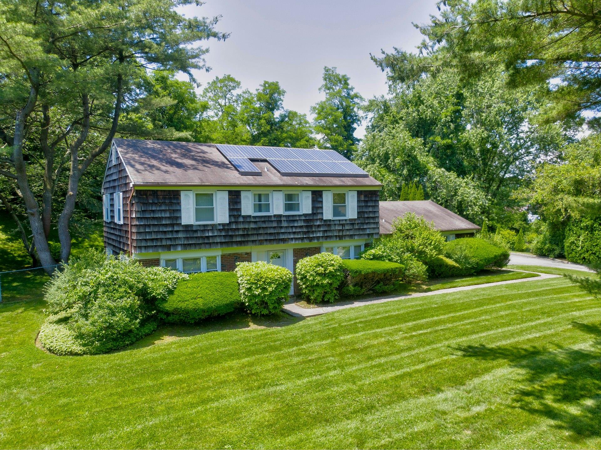 19 Pettit Drive, Dix Hills, NY 11746