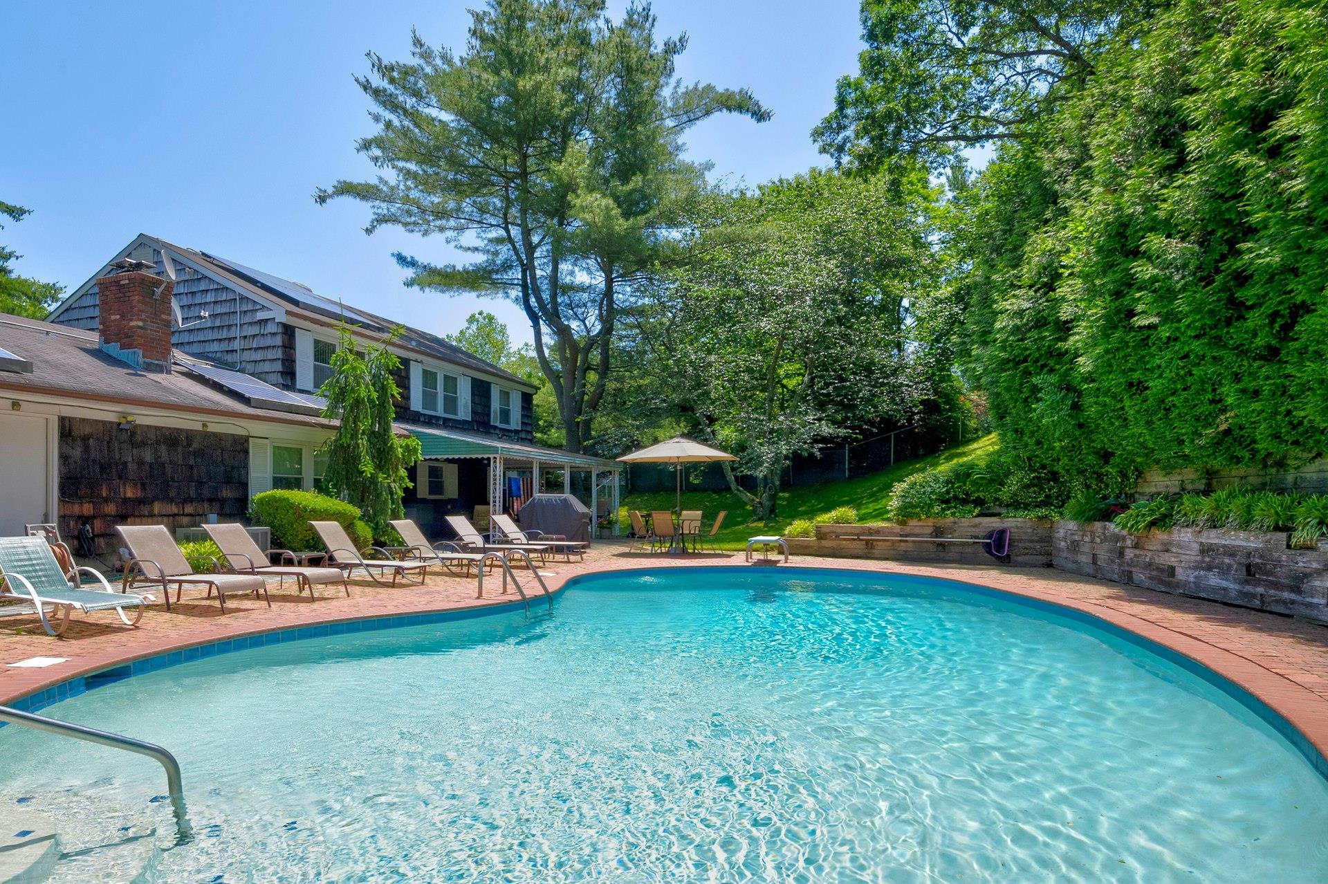 19 Pettit Drive, Dix Hills, NY 11746