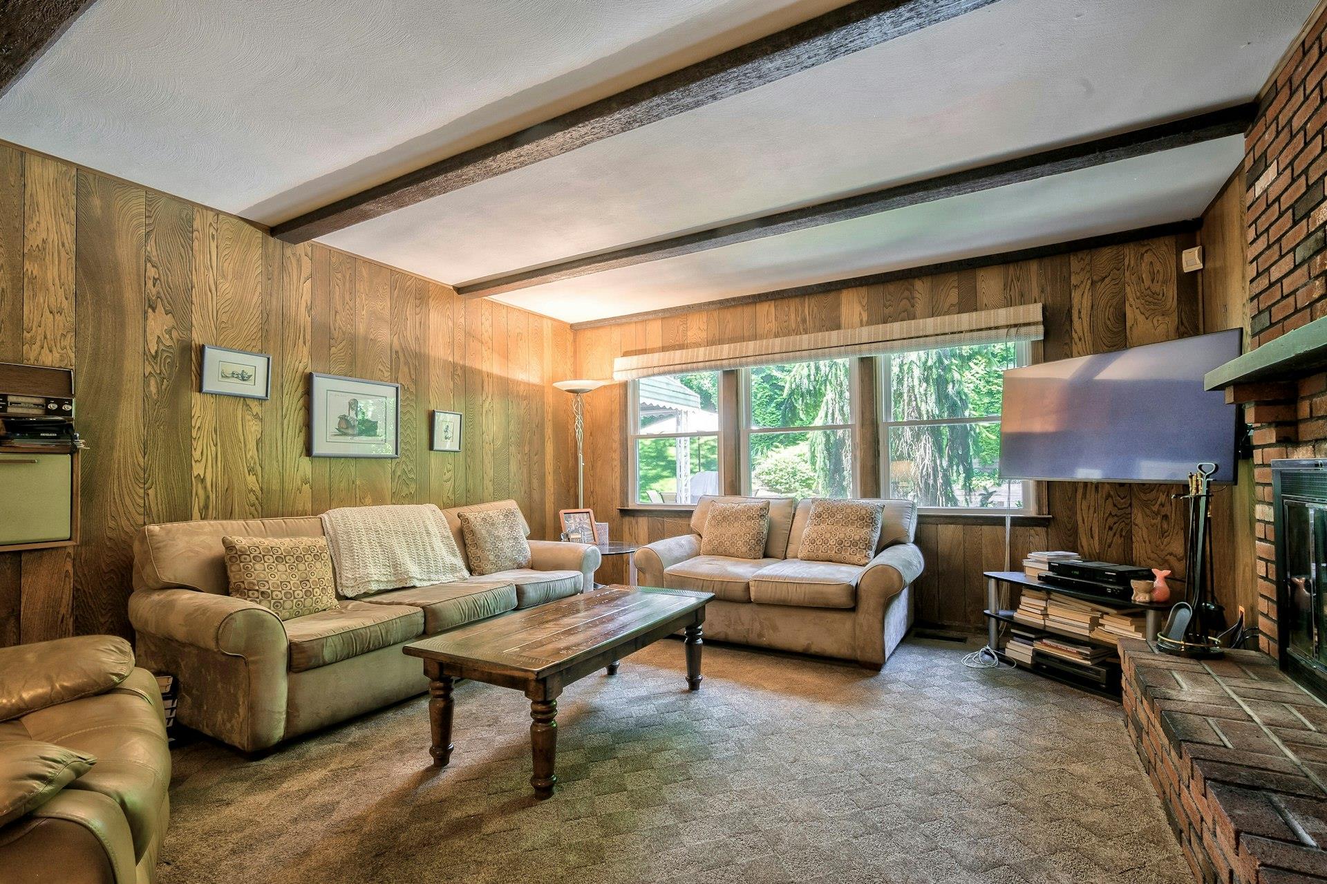 19 Pettit Drive, Dix Hills, NY 11746