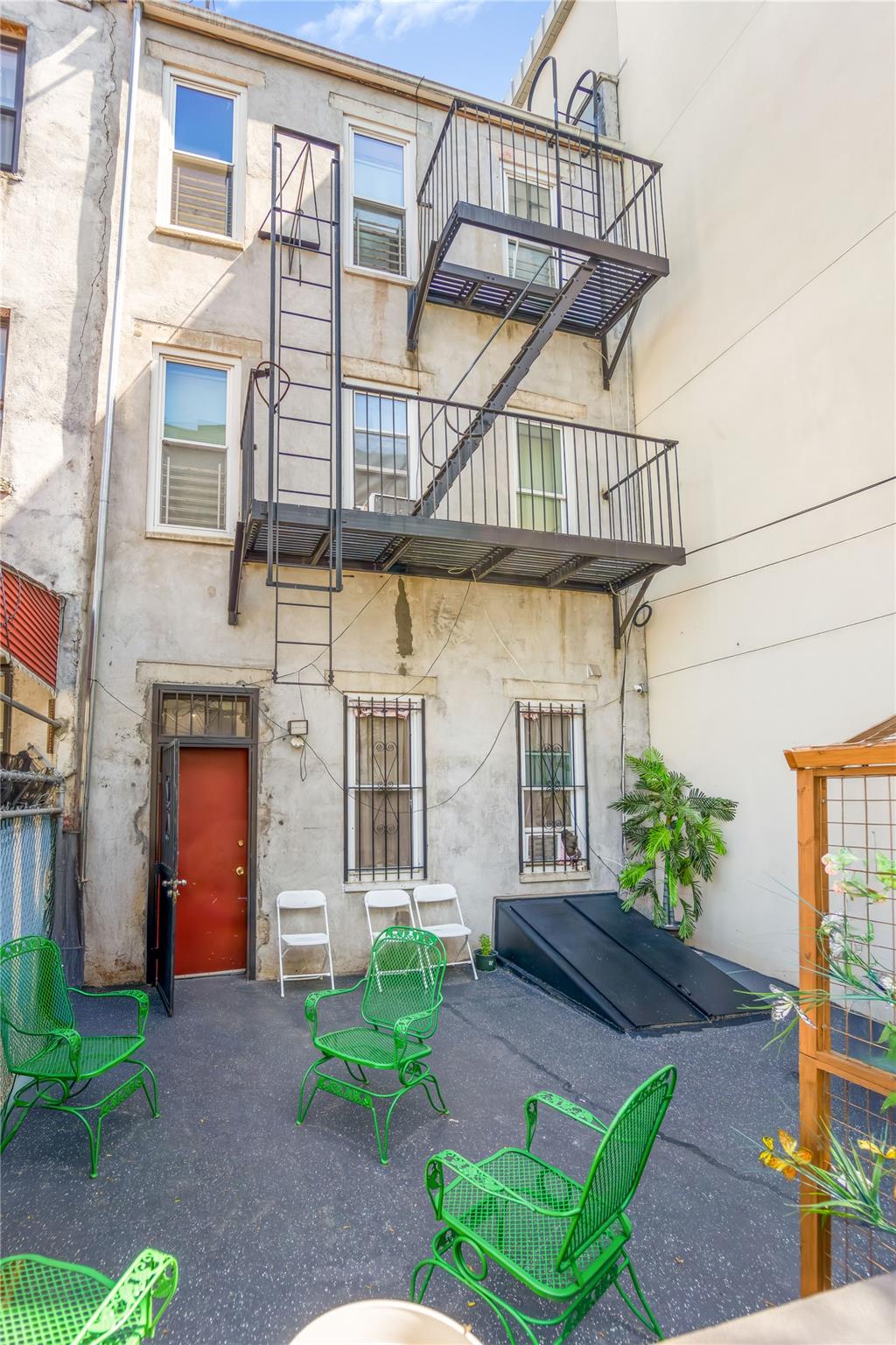 2370 Atlantic Avenue, Brooklyn, NY 11233