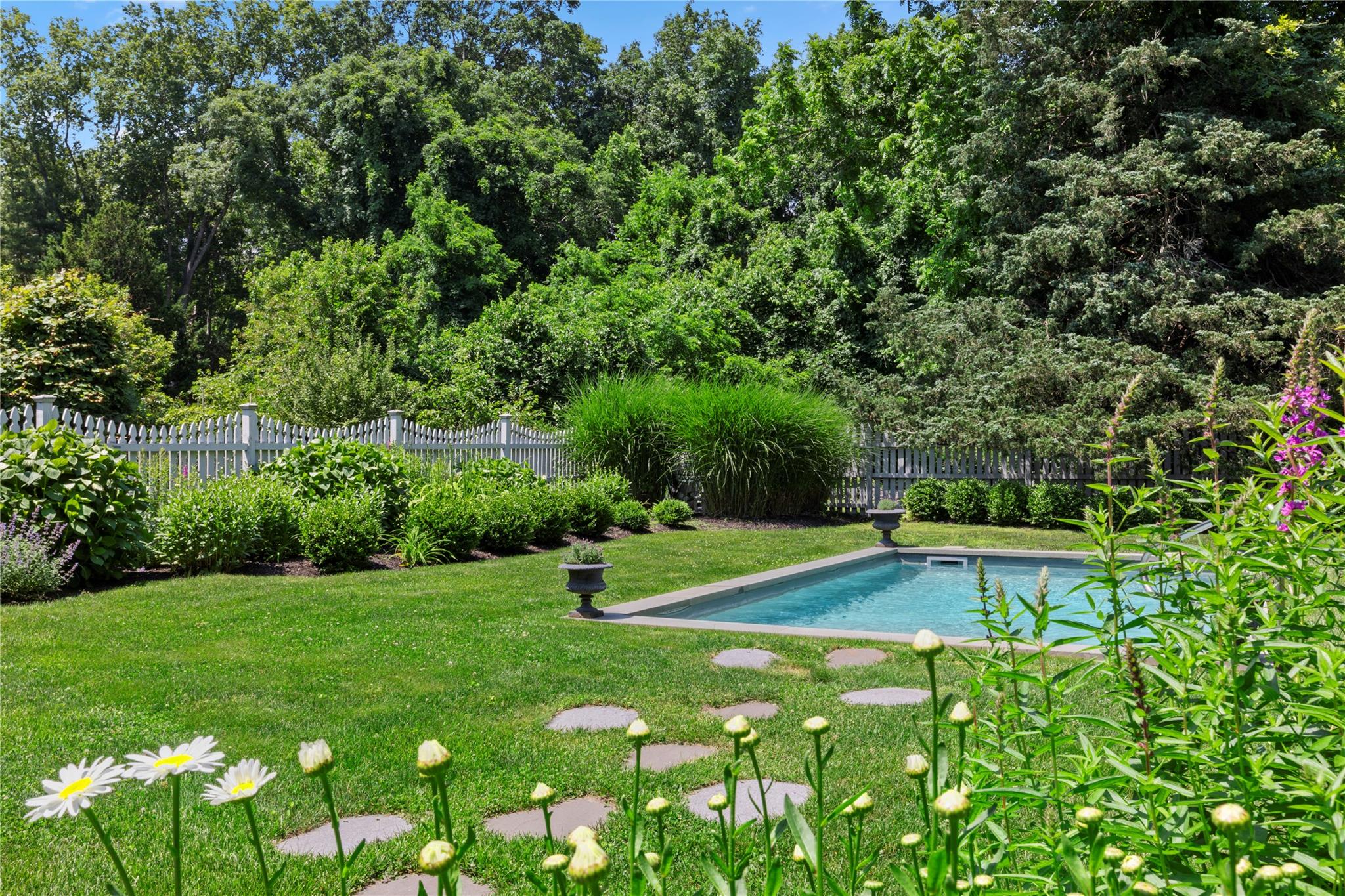 301 Beaver Dam Road, Brookhaven, NY 11719