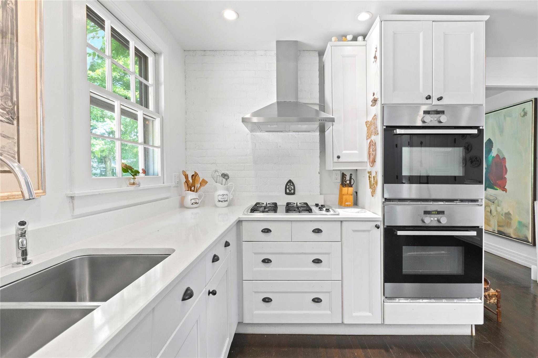 301 Beaver Dam Road, Brookhaven, NY 11719