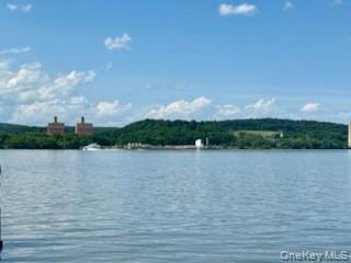 3 Chelsea Road, Hughsonville, NY 12590