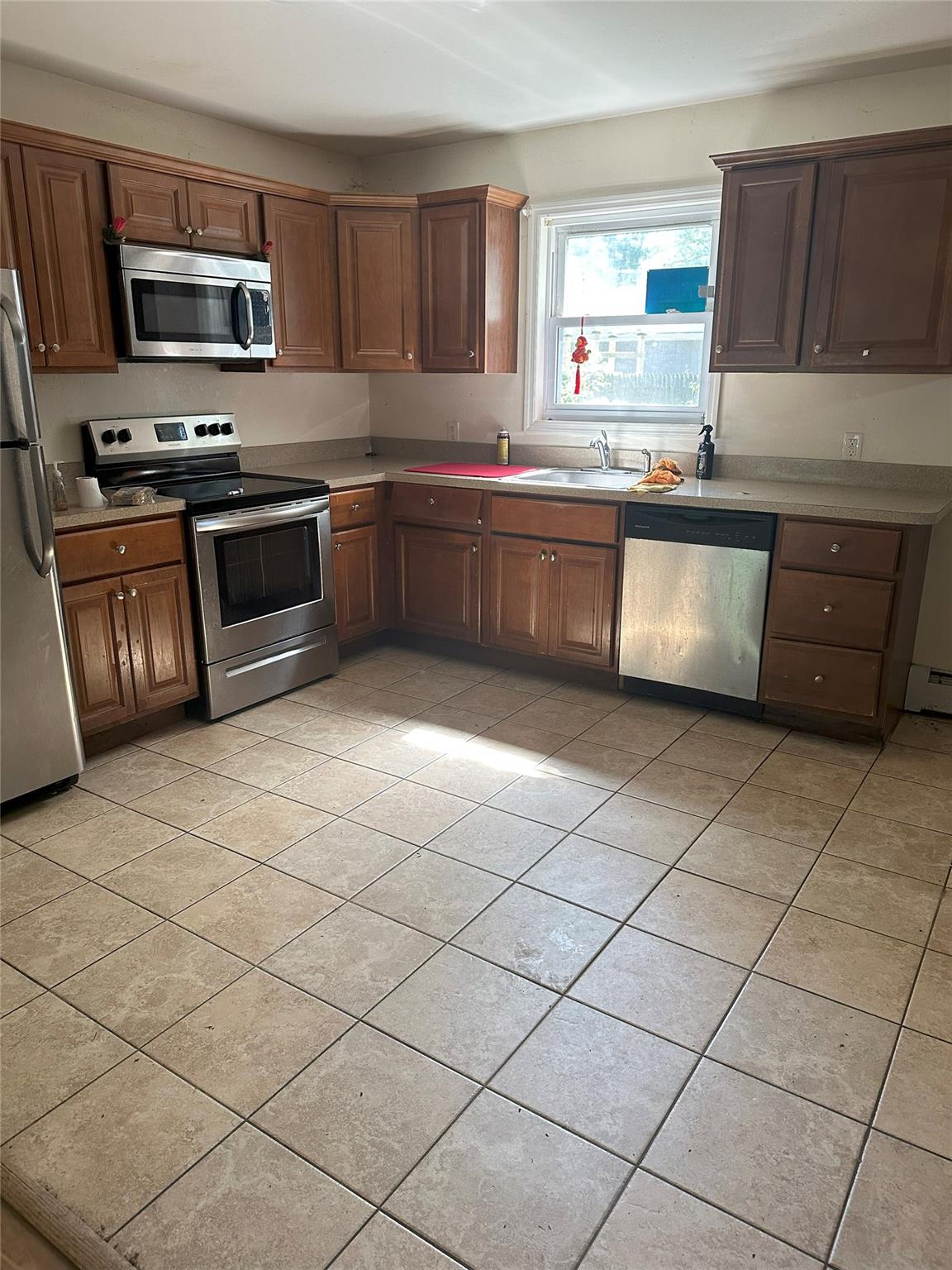 752 Bayview Avenue, Bellport, NY 11713